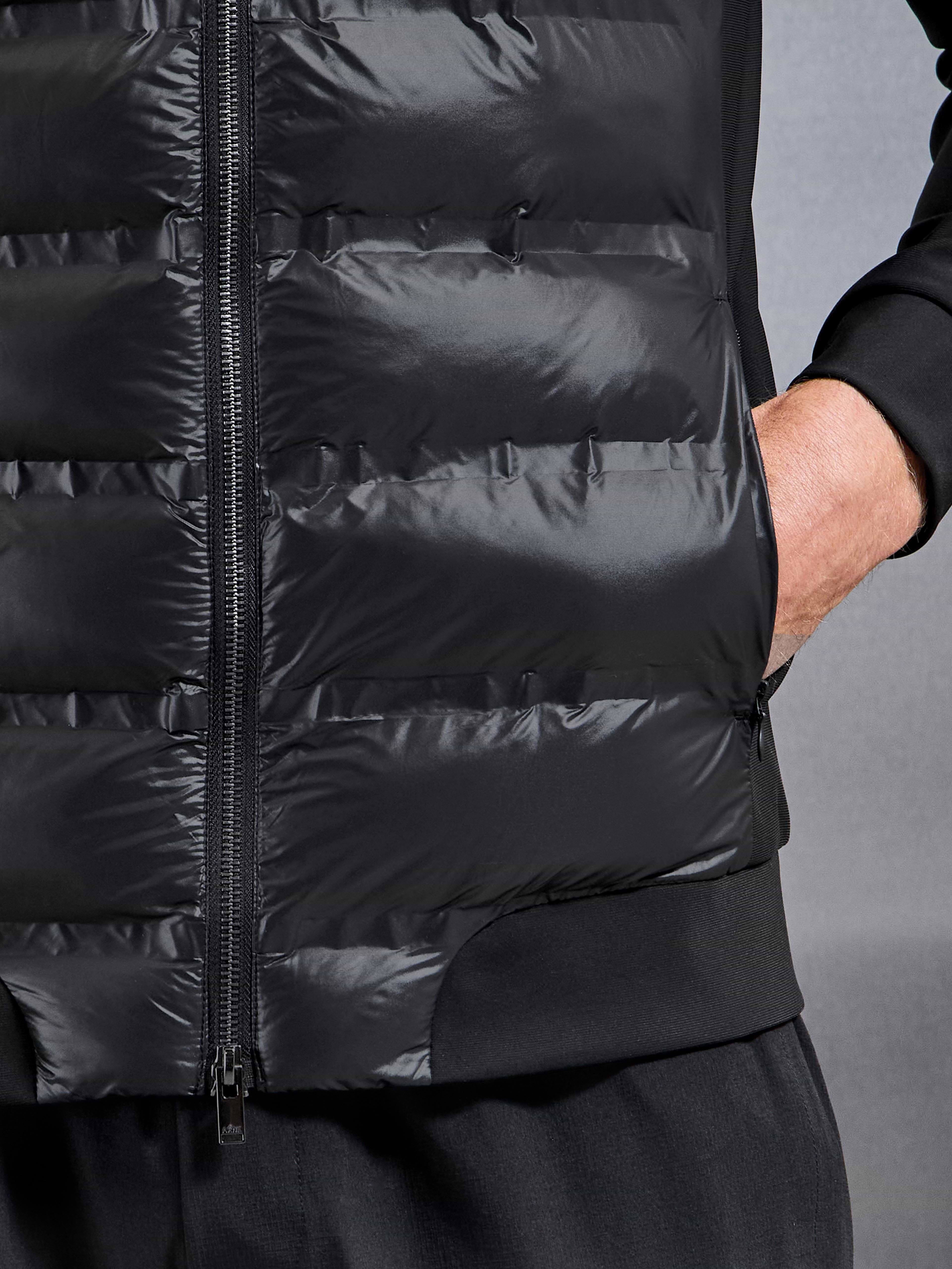 Hybrid Puffer Jacket in Black