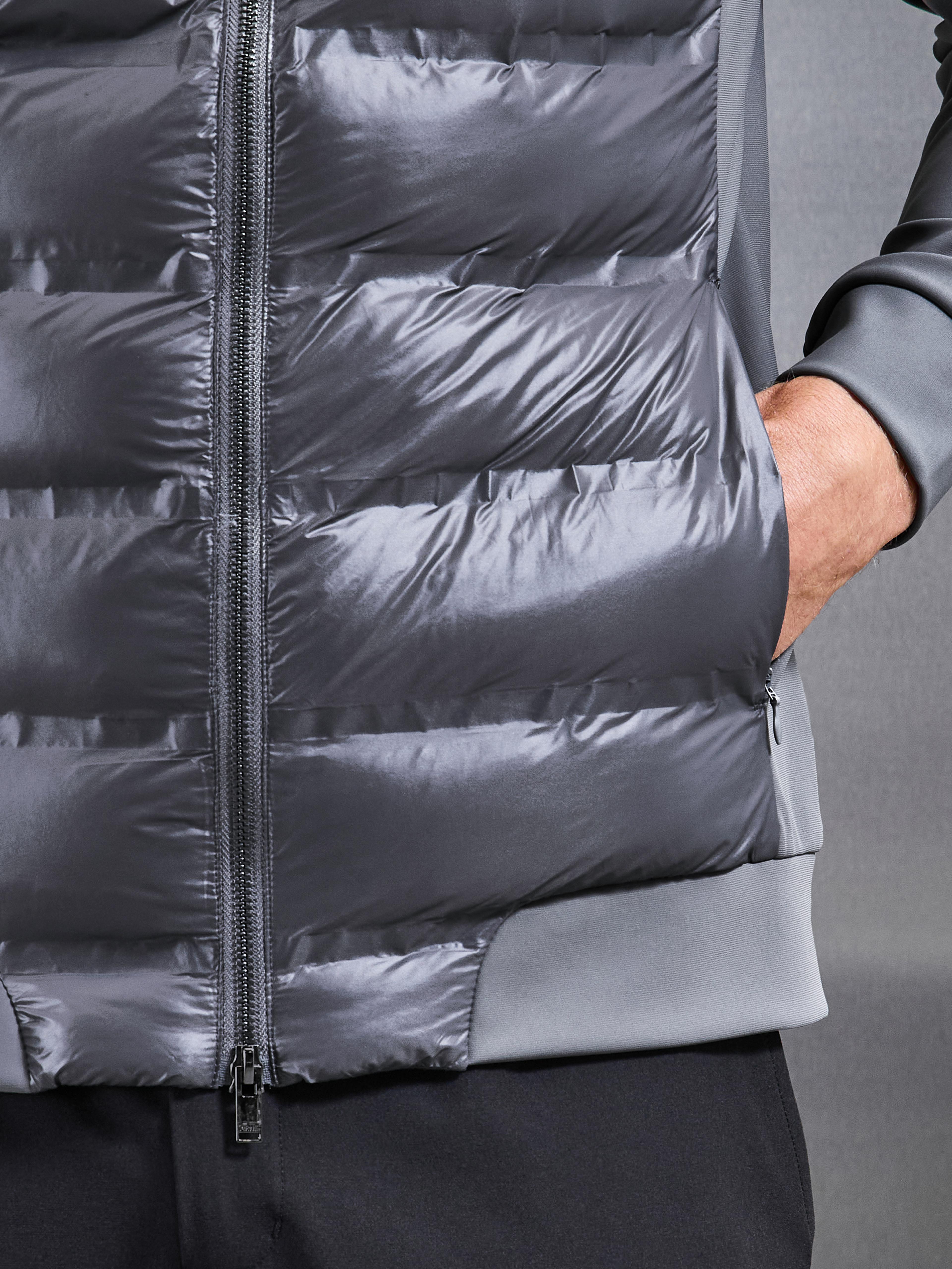 Hybrid Puffer Jacket in Grey