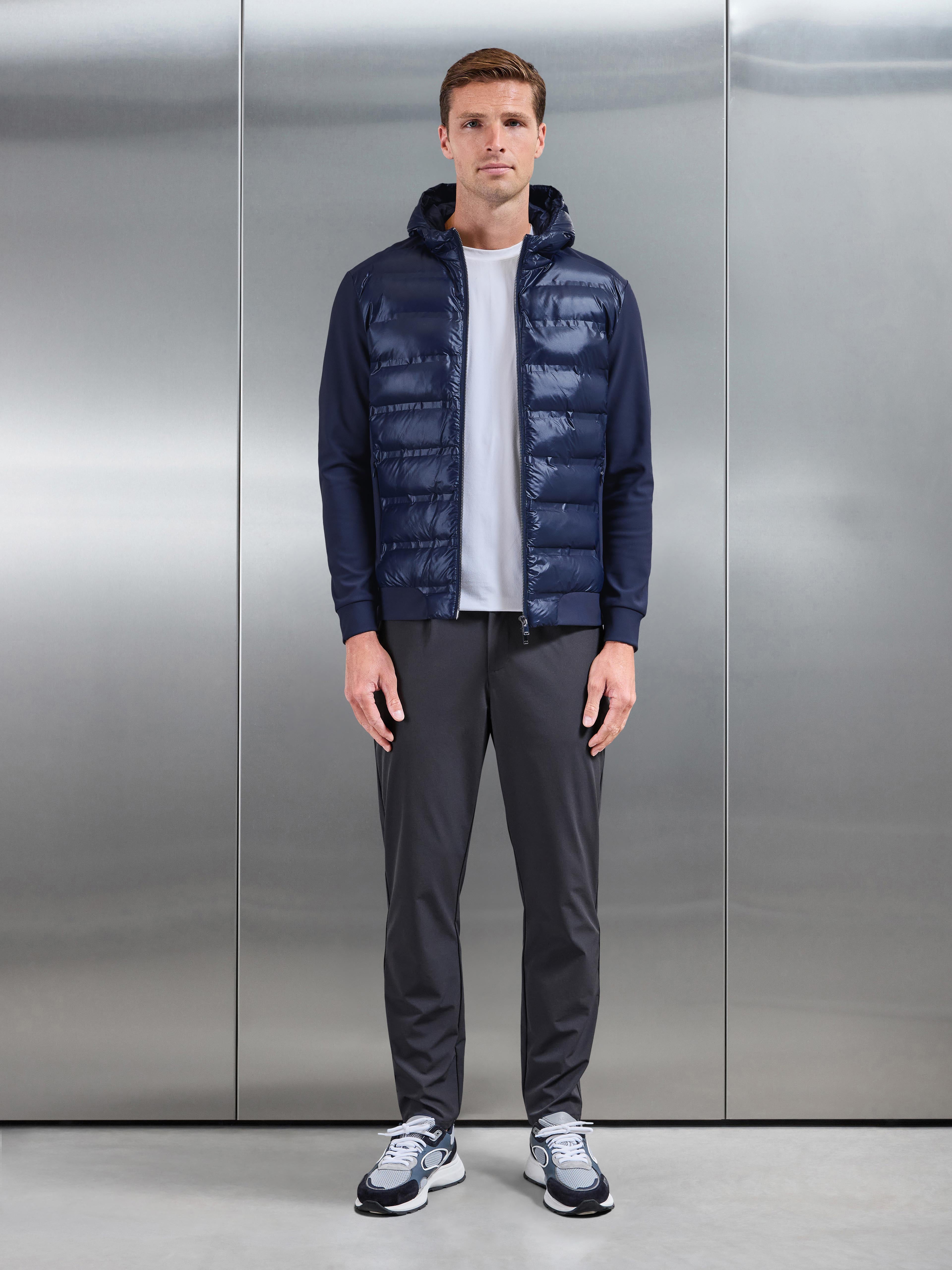 Hybrid Puffer Jacket in Navy