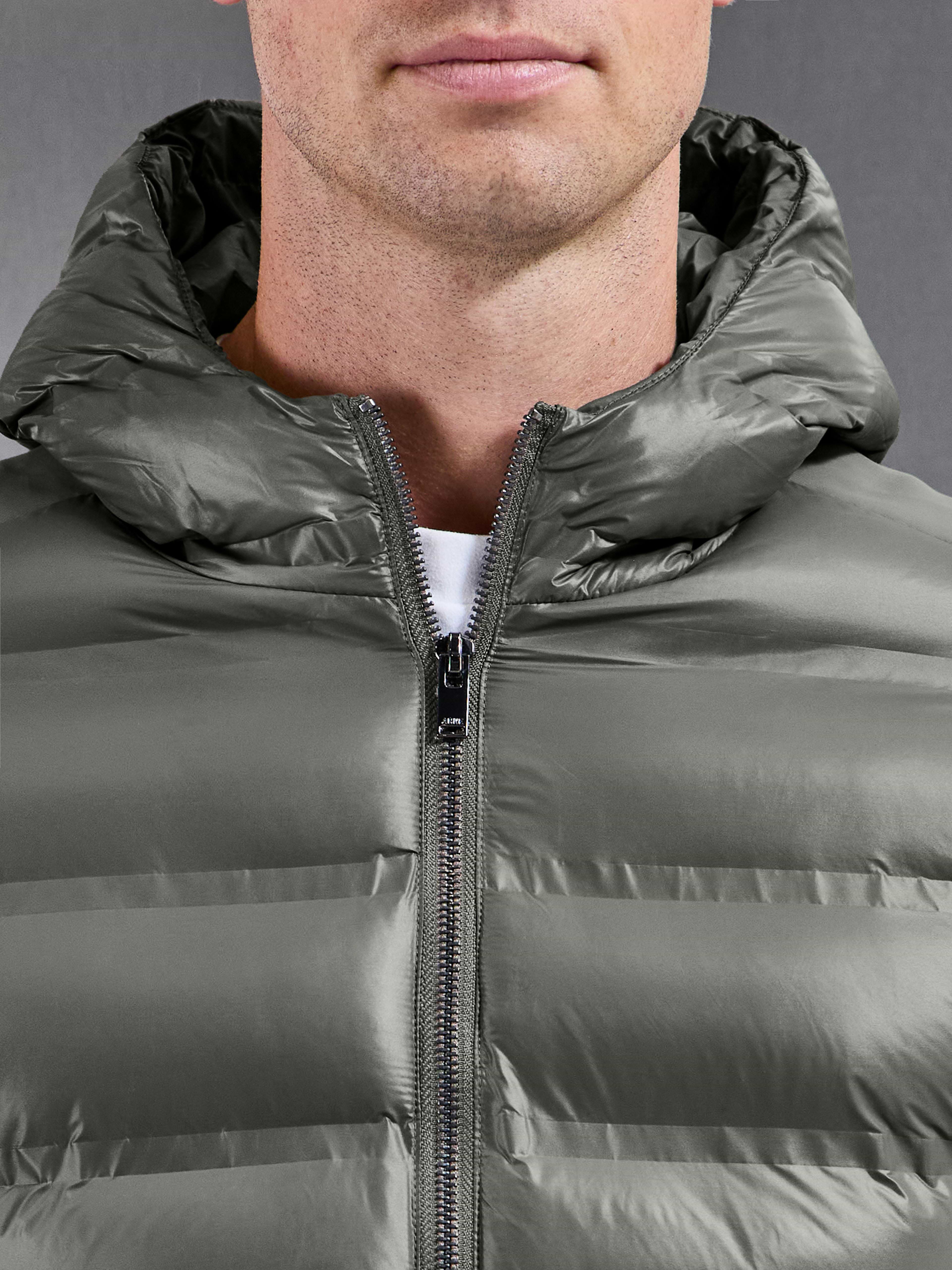 Hybrid Puffer Jacket in Olive