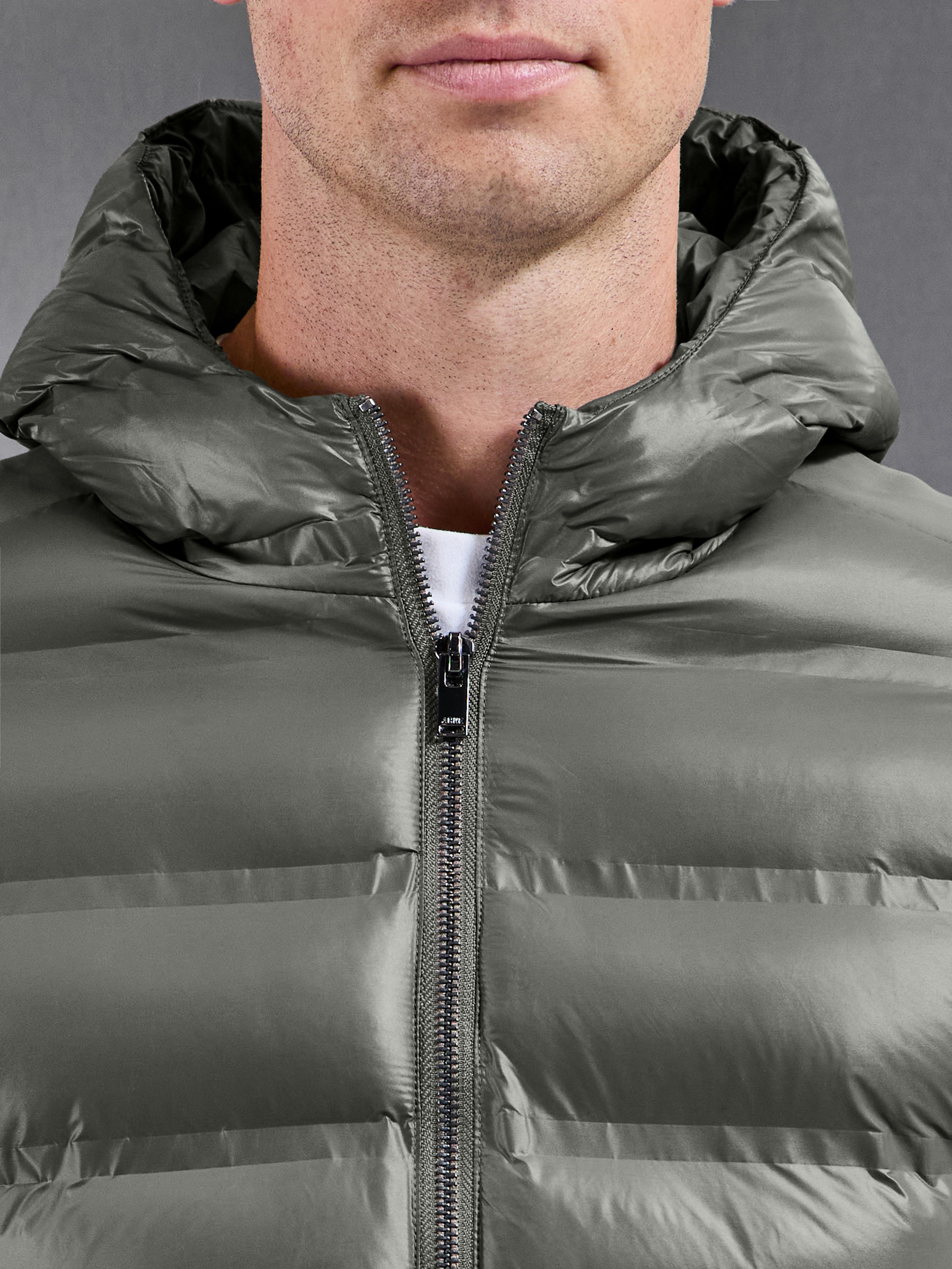 Hybrid Puffer Jacket in Olive