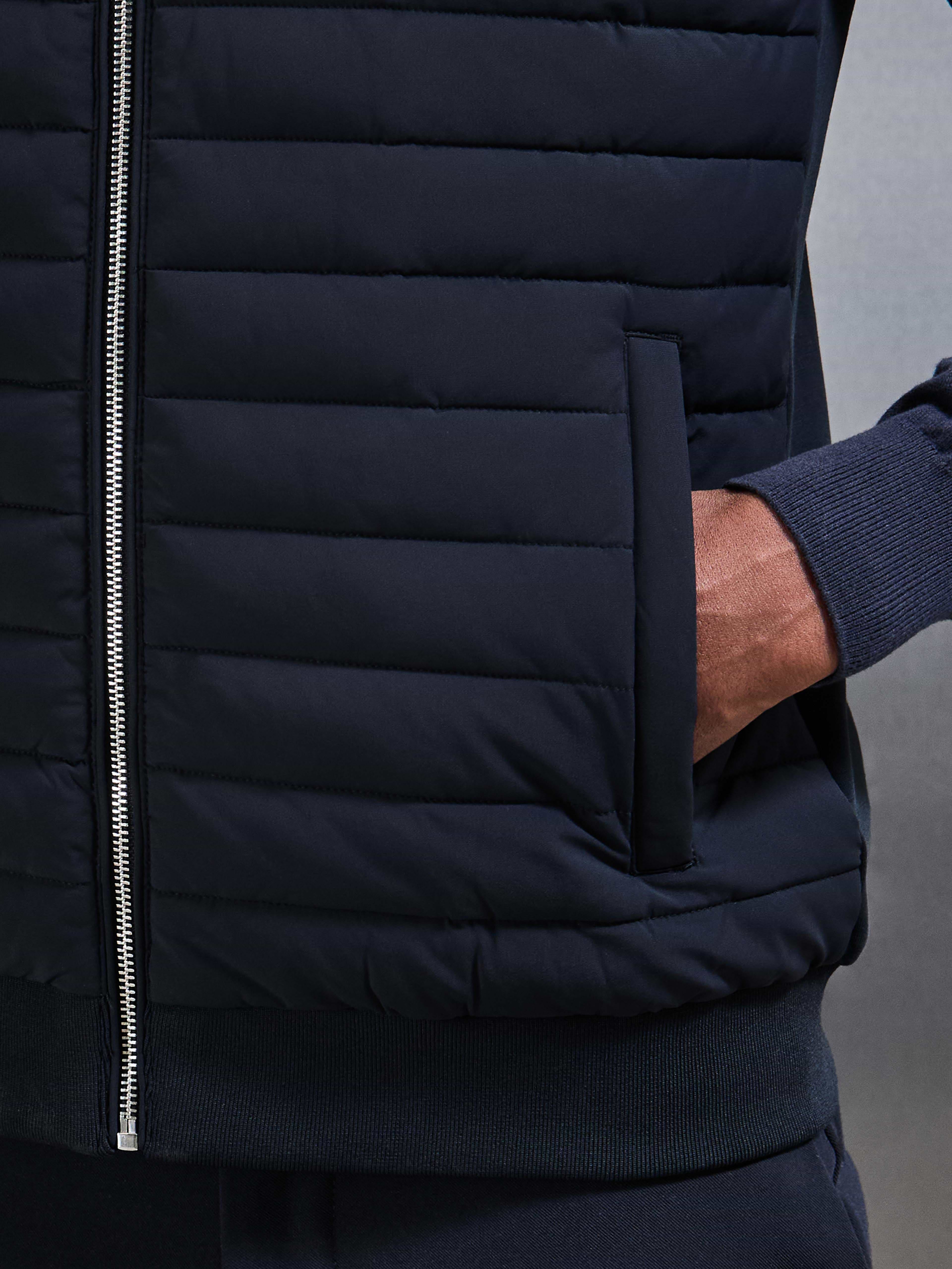 Hybrid Quilted Gilet in Navy