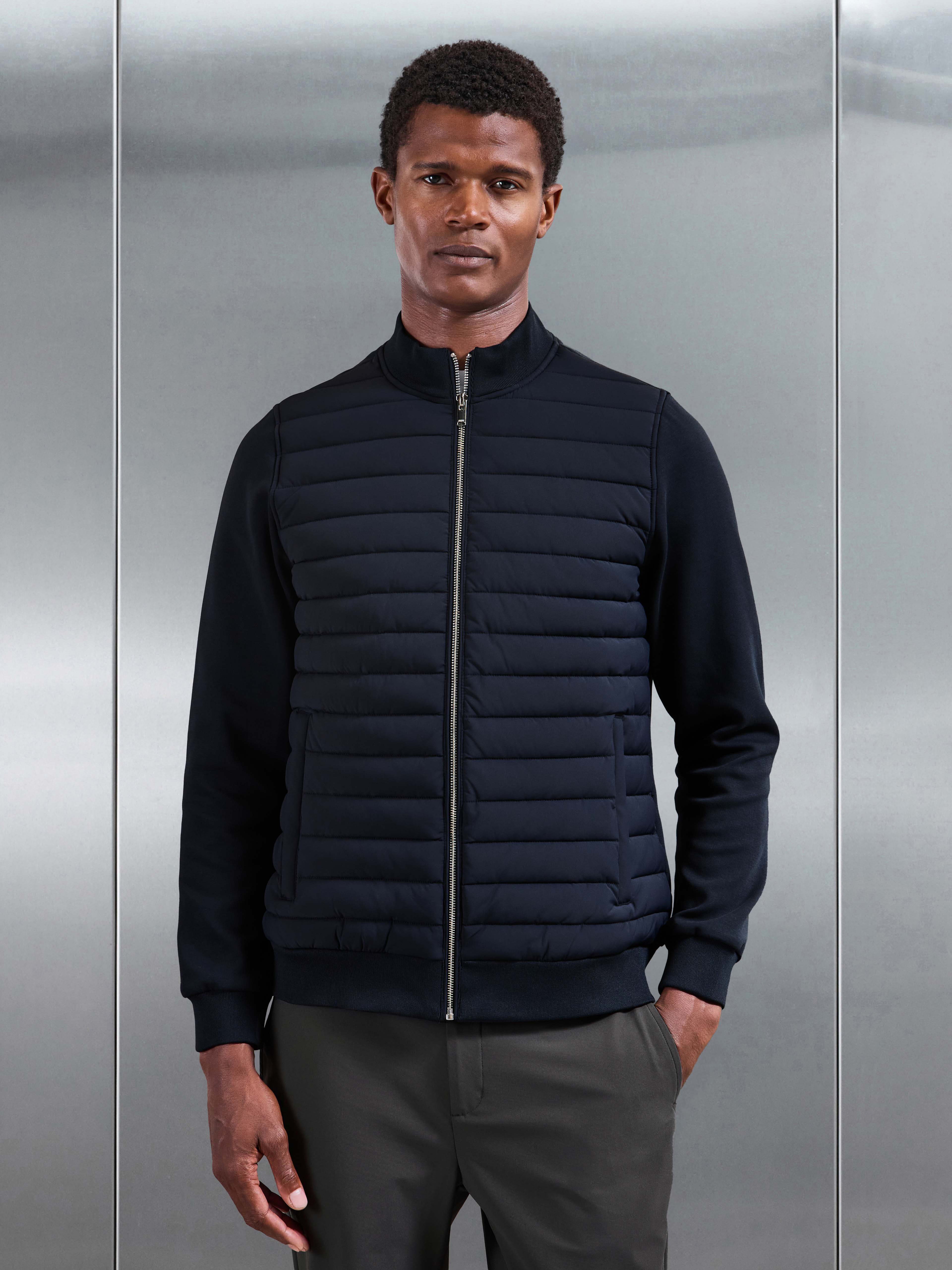 Hybrid Quilted Jacket in Navy