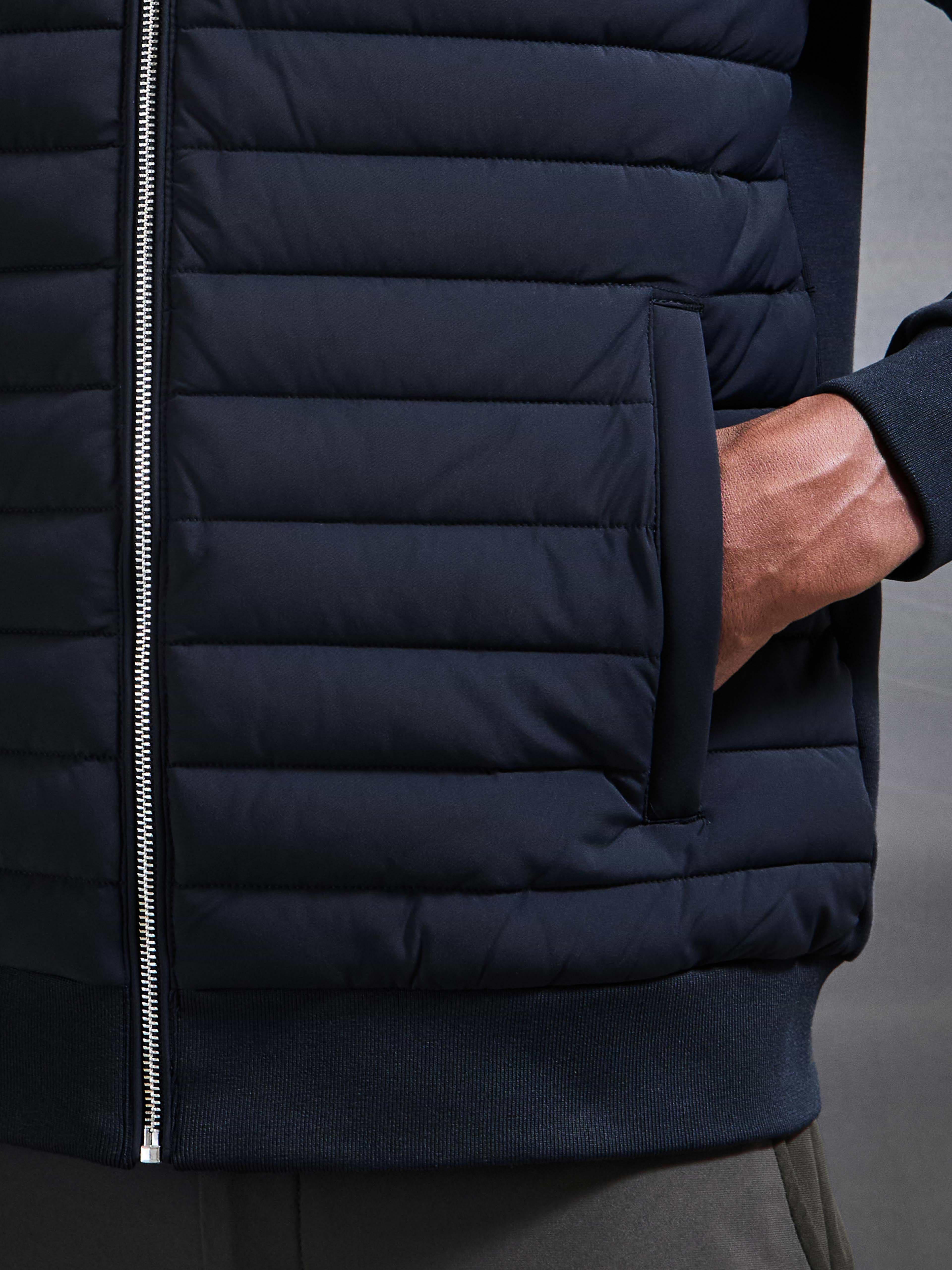 Hybrid Quilted Jacket in Navy