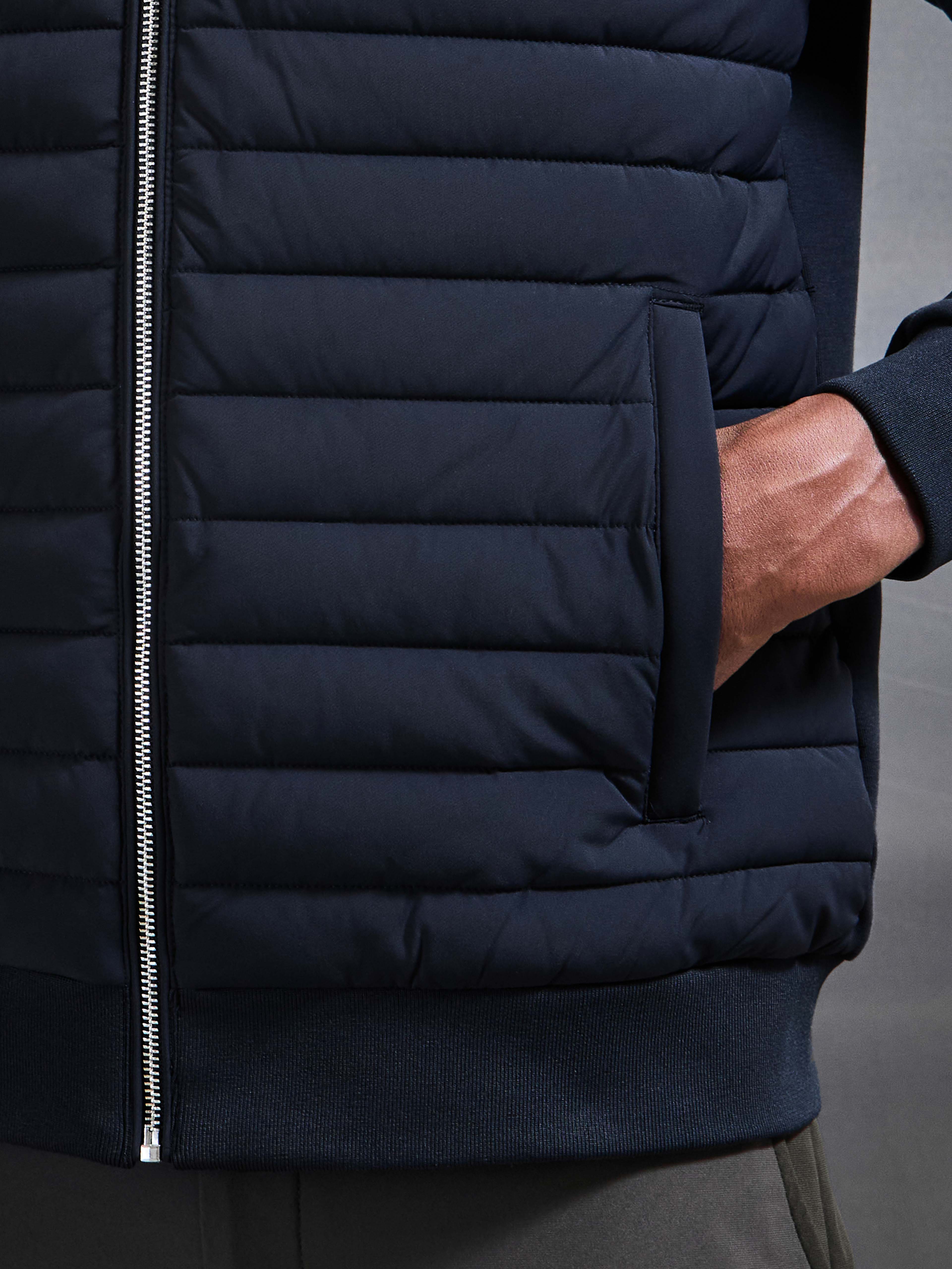 Hybrid Quilted Jacket in Navy
