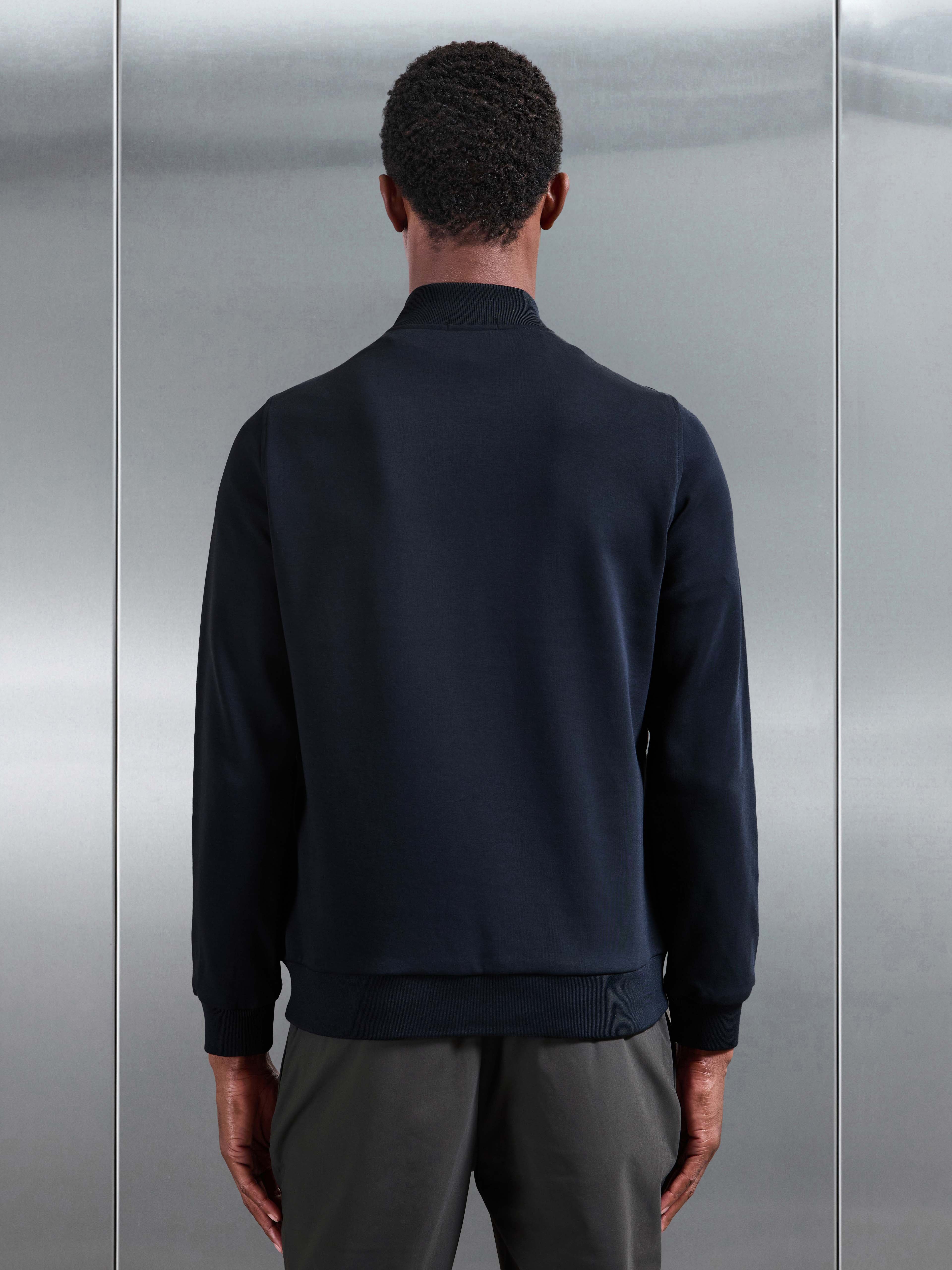 Hybrid Quilted Jacket in Navy