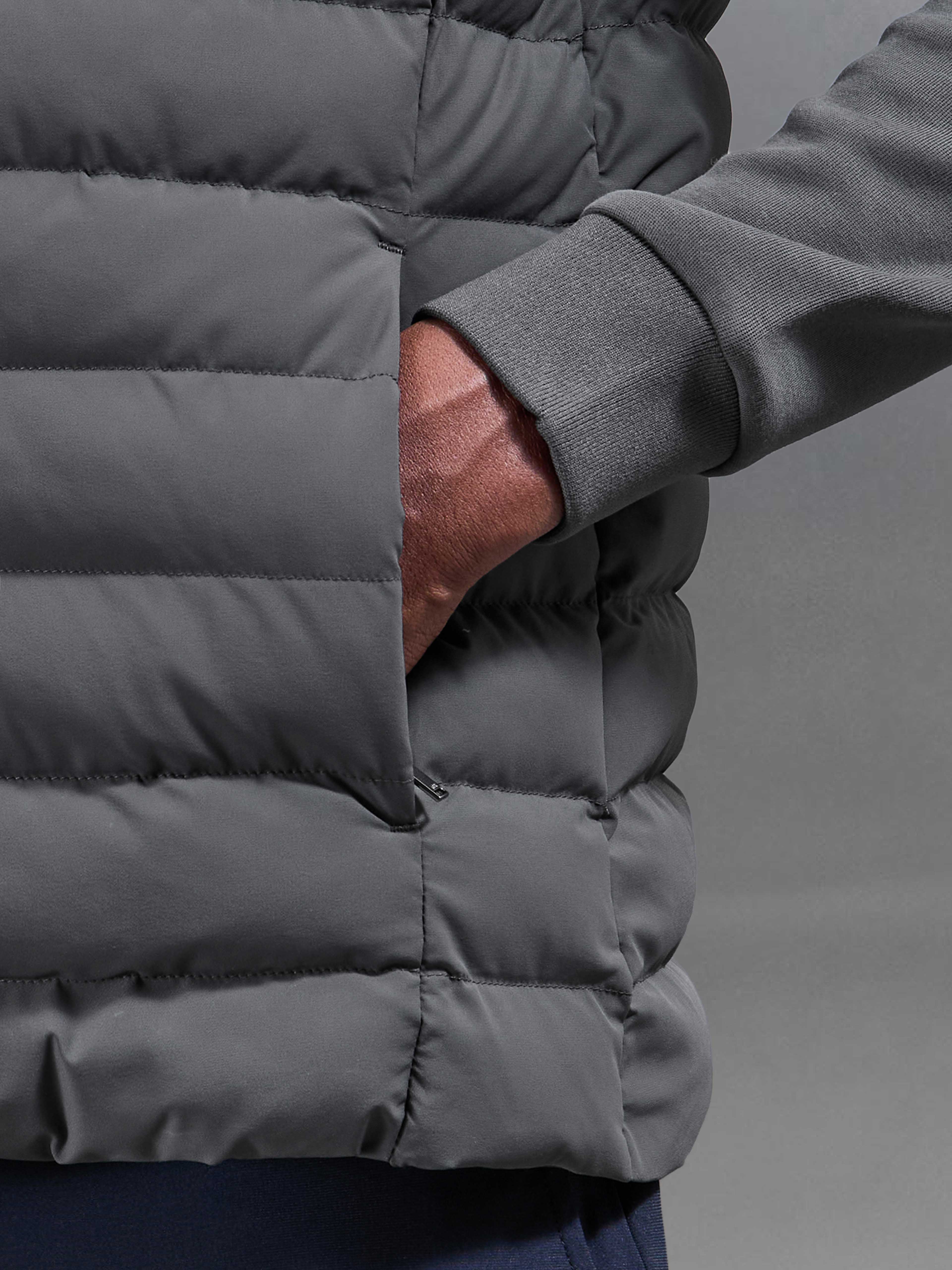 Hybrid Quilted Overshirt in Grey