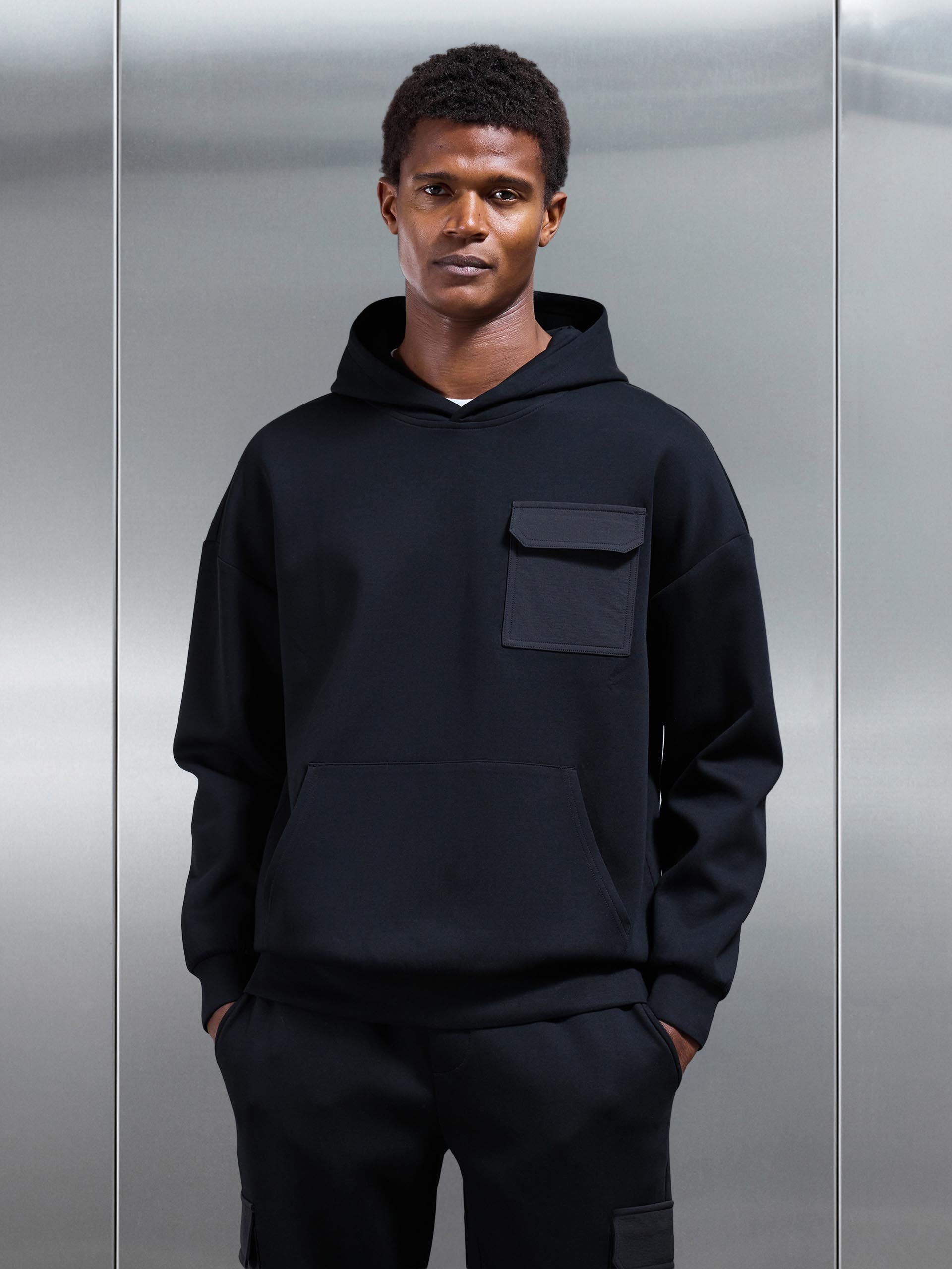 Hybrid Cargo Hoodie in Black