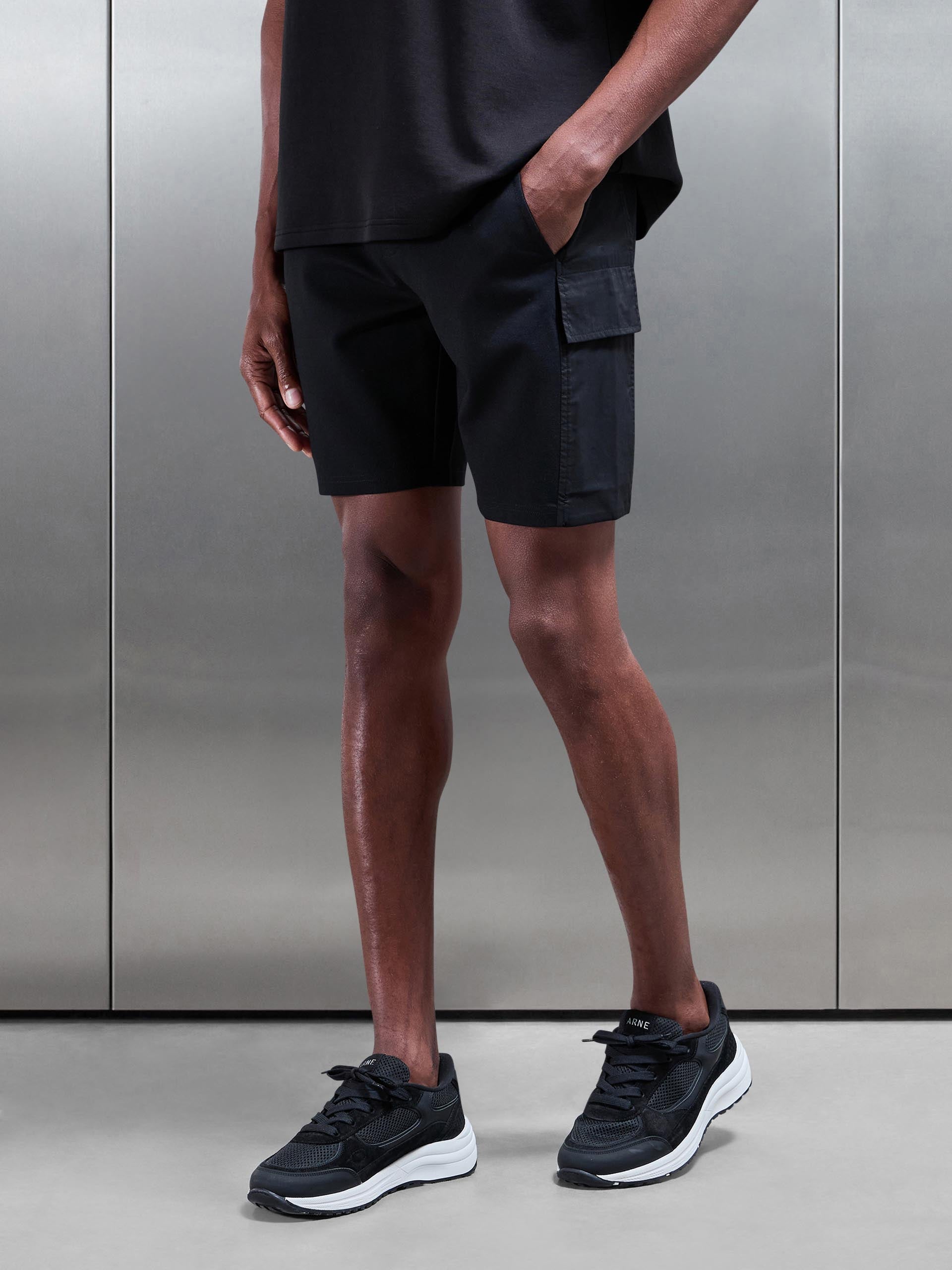 Hybrid Panel Cargo Short in Black