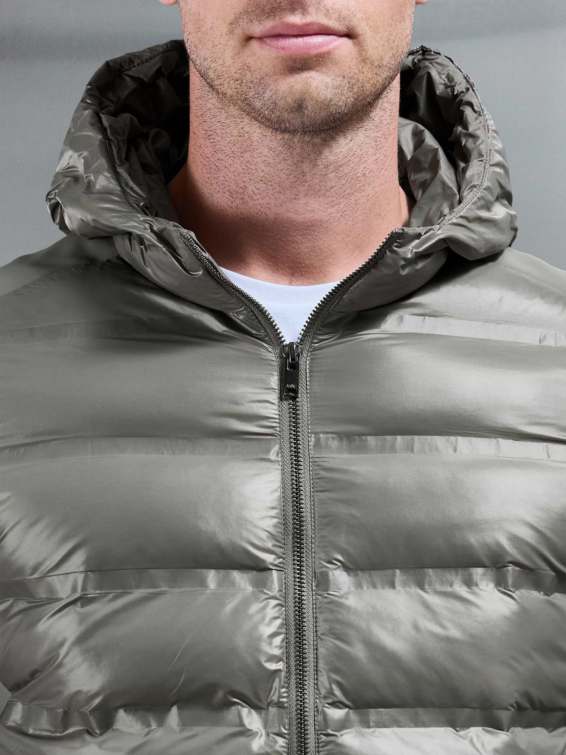 Hybrid Puffer Jacket in Olive