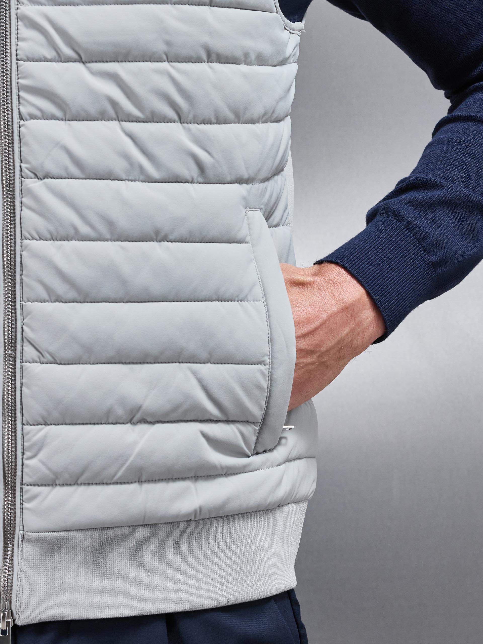 Hybrid Quilted Gilet in Stone