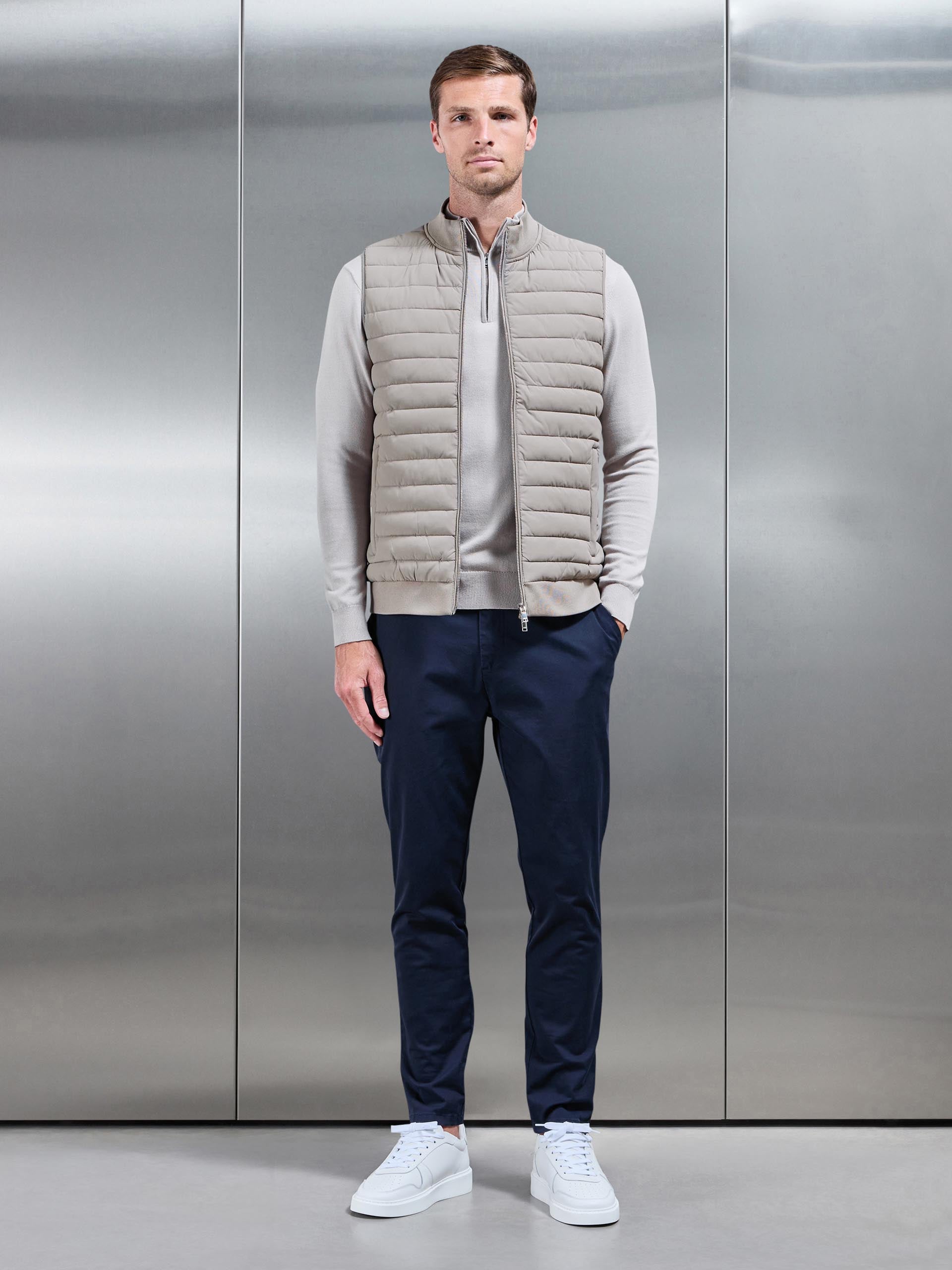 Hybrid Quilted Gilet in Taupe