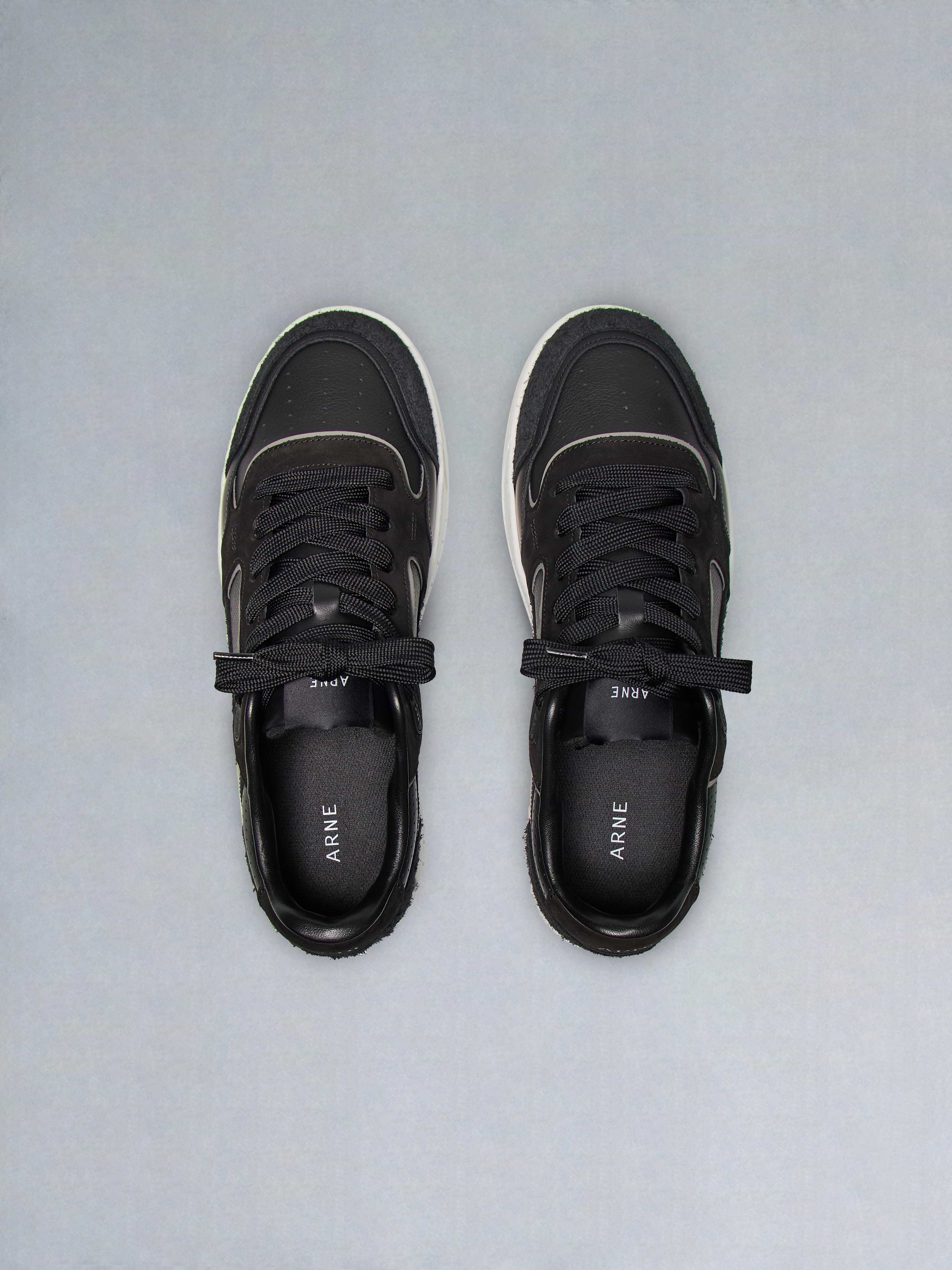 Hoop Trainer in Black