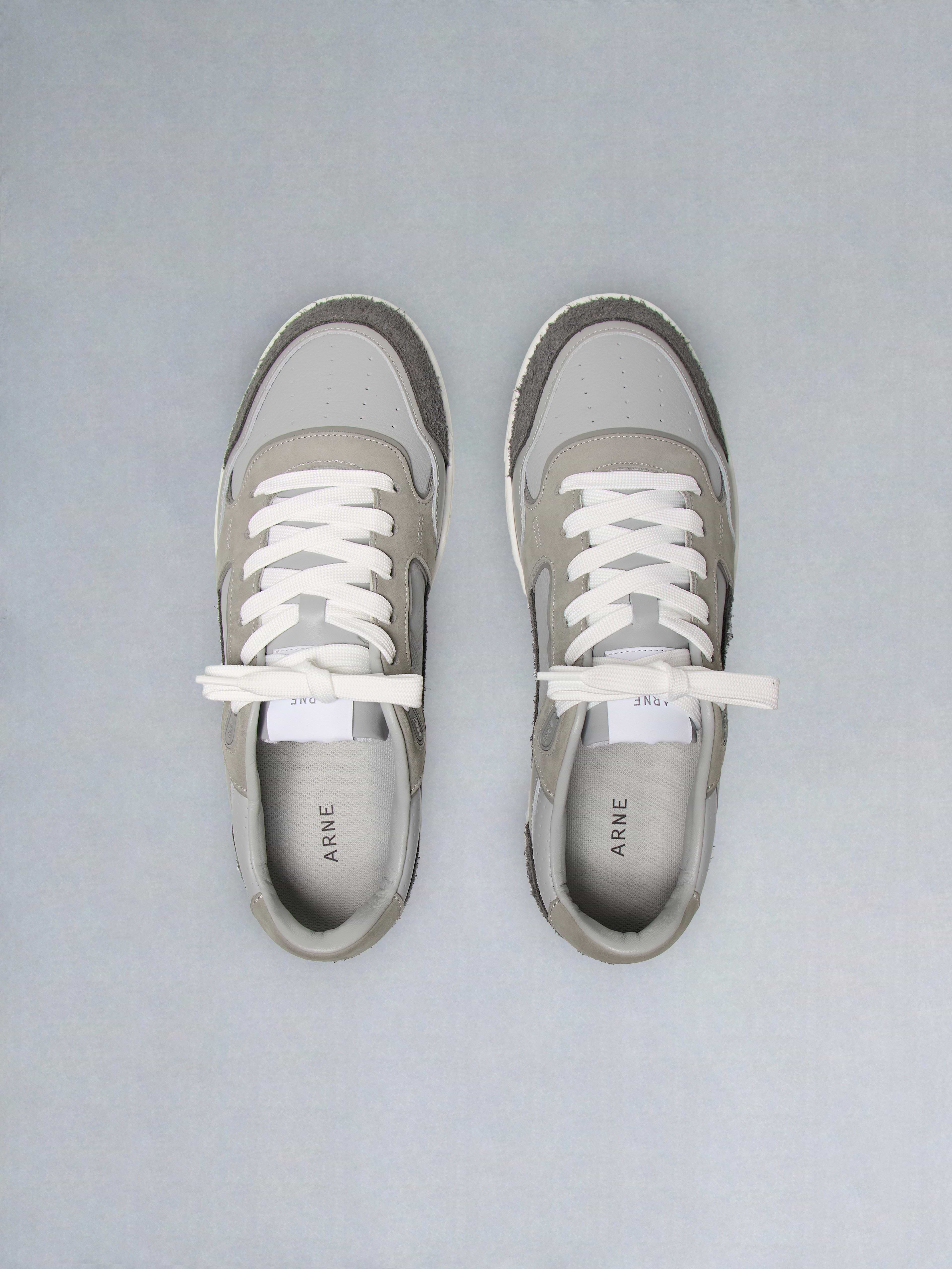 Hoop Trainer in Grey