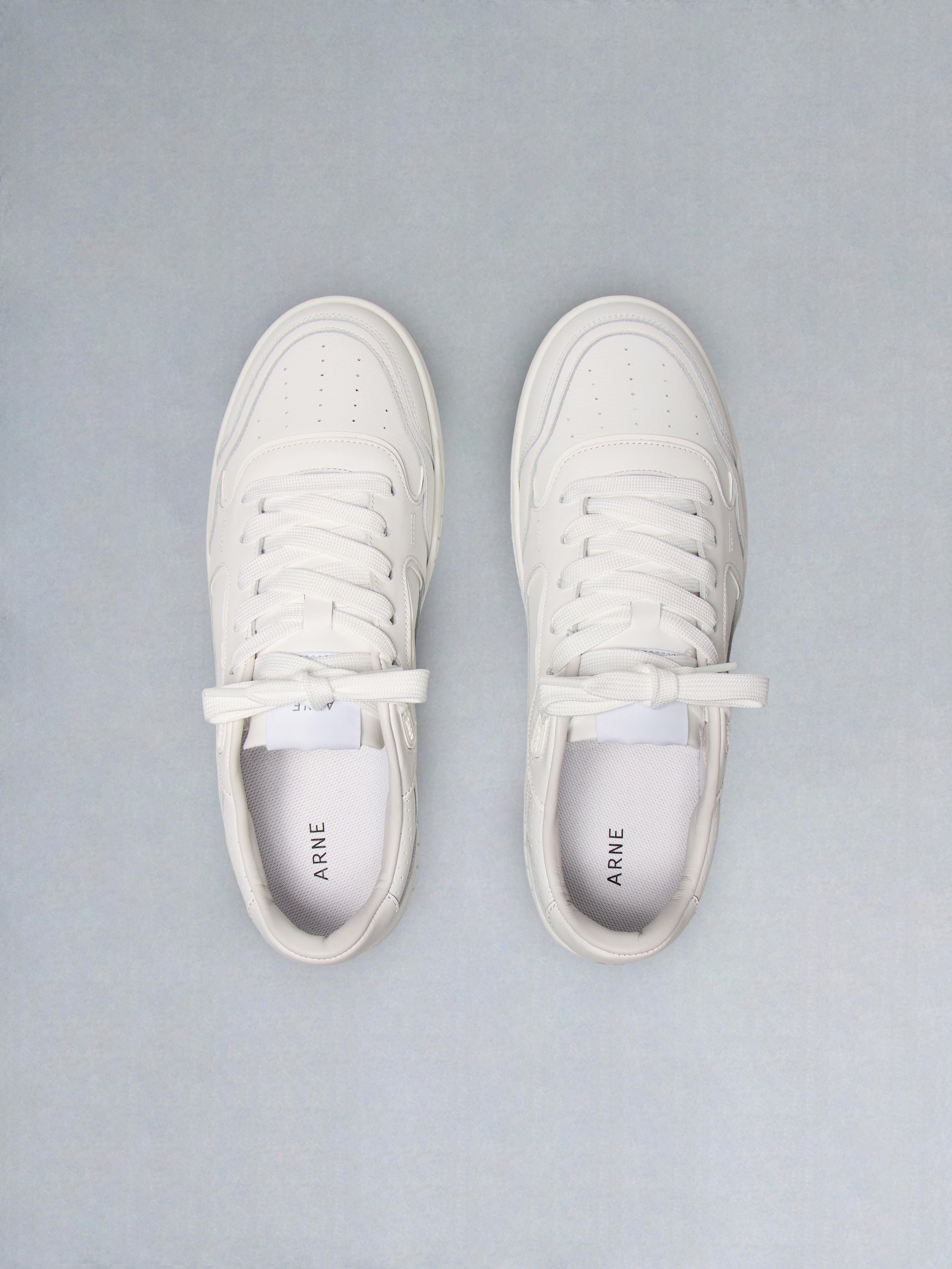 Hoop Trainer in Triple White