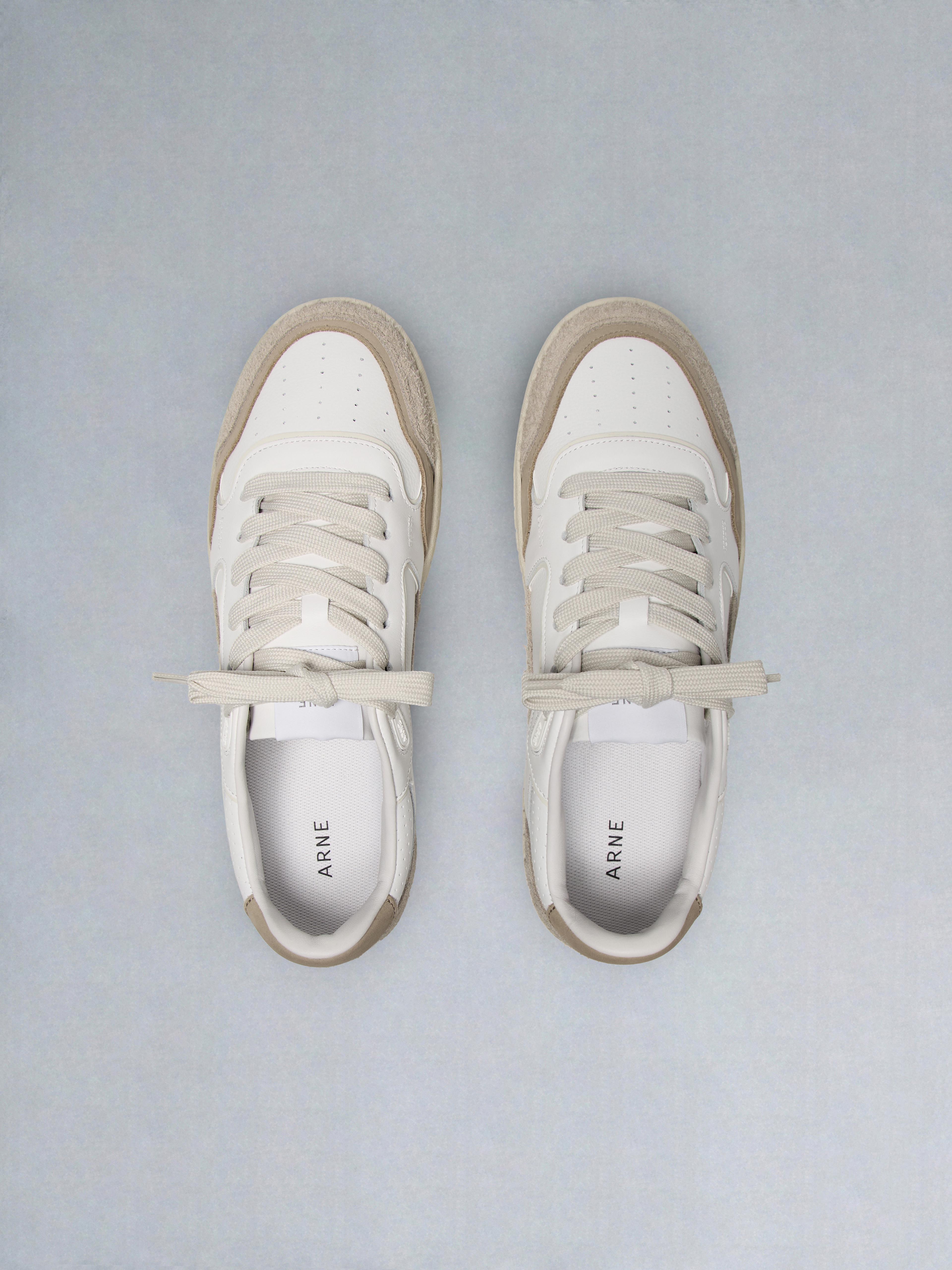 Hoop Trainer in White Beige