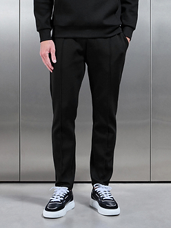 Interlock Jersey Tapered Jogger in Black