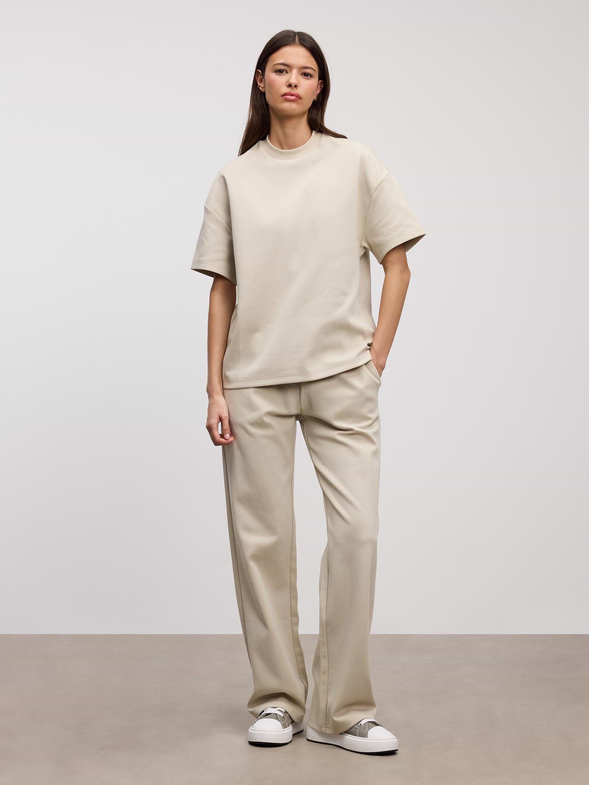 Womens Interlock Straight Leg Jogger in Stone