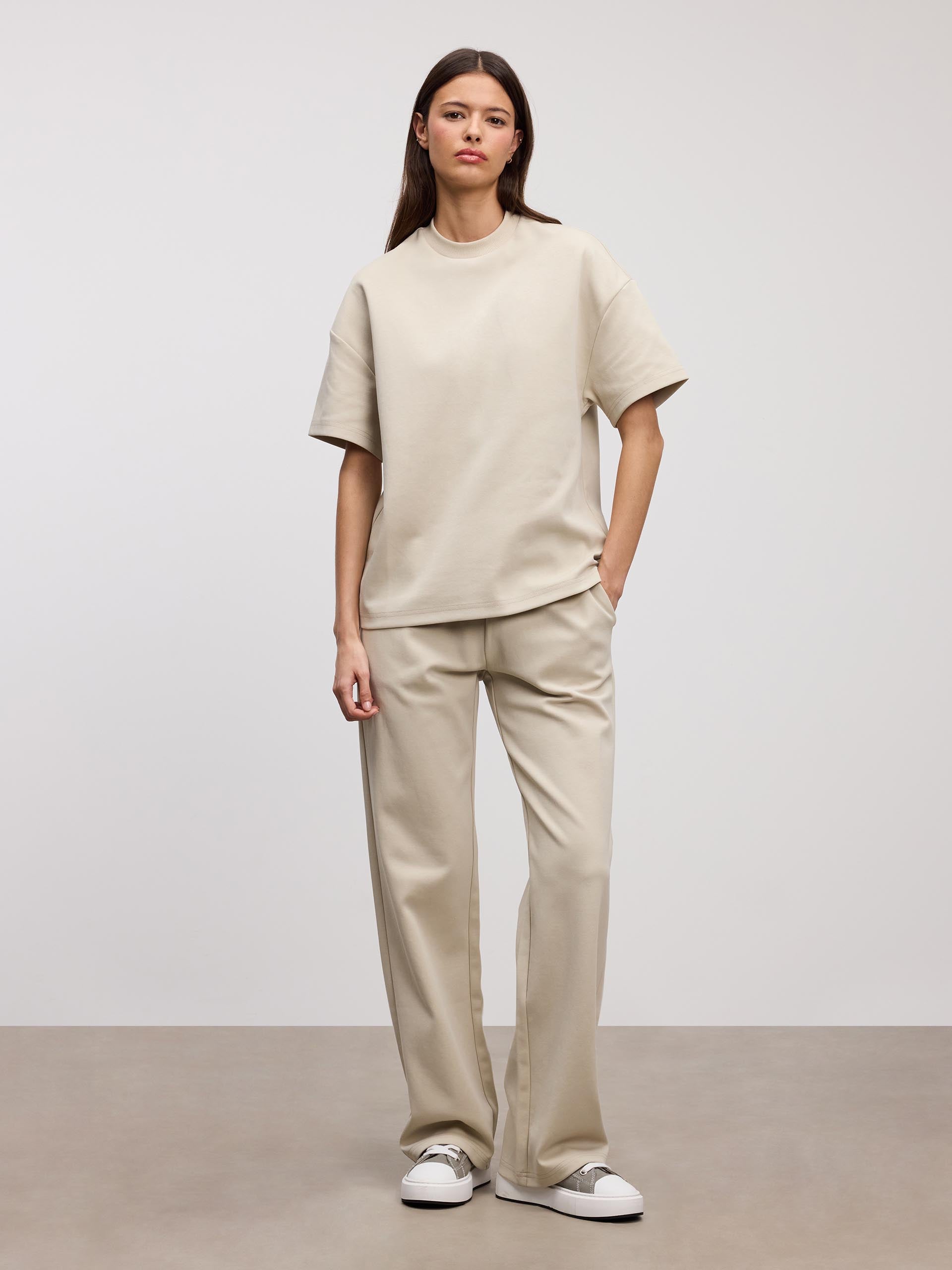Womens Interlock Straight Leg Jogger in Stone