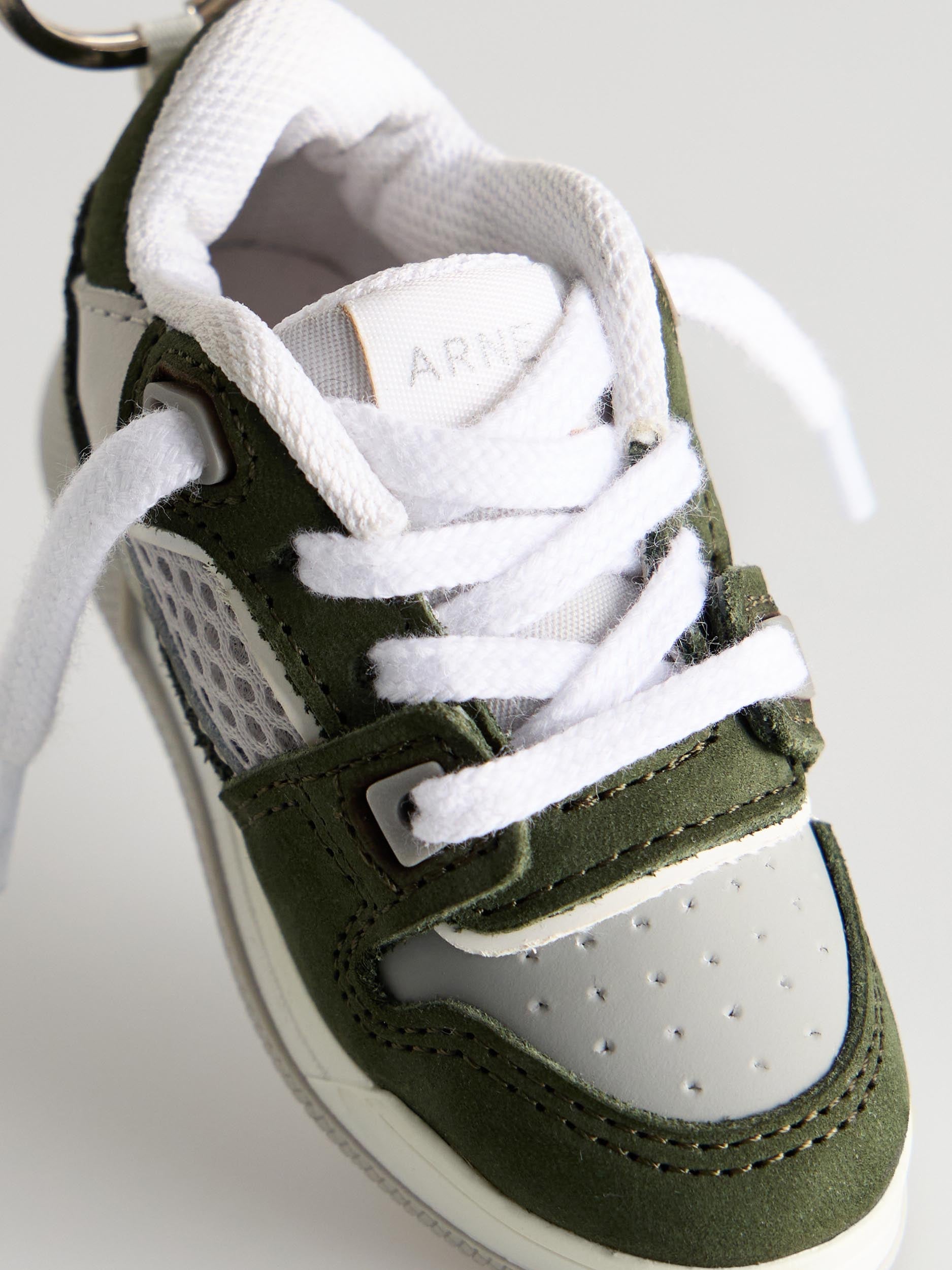 Basket Trainer Keychain in Grey Olive