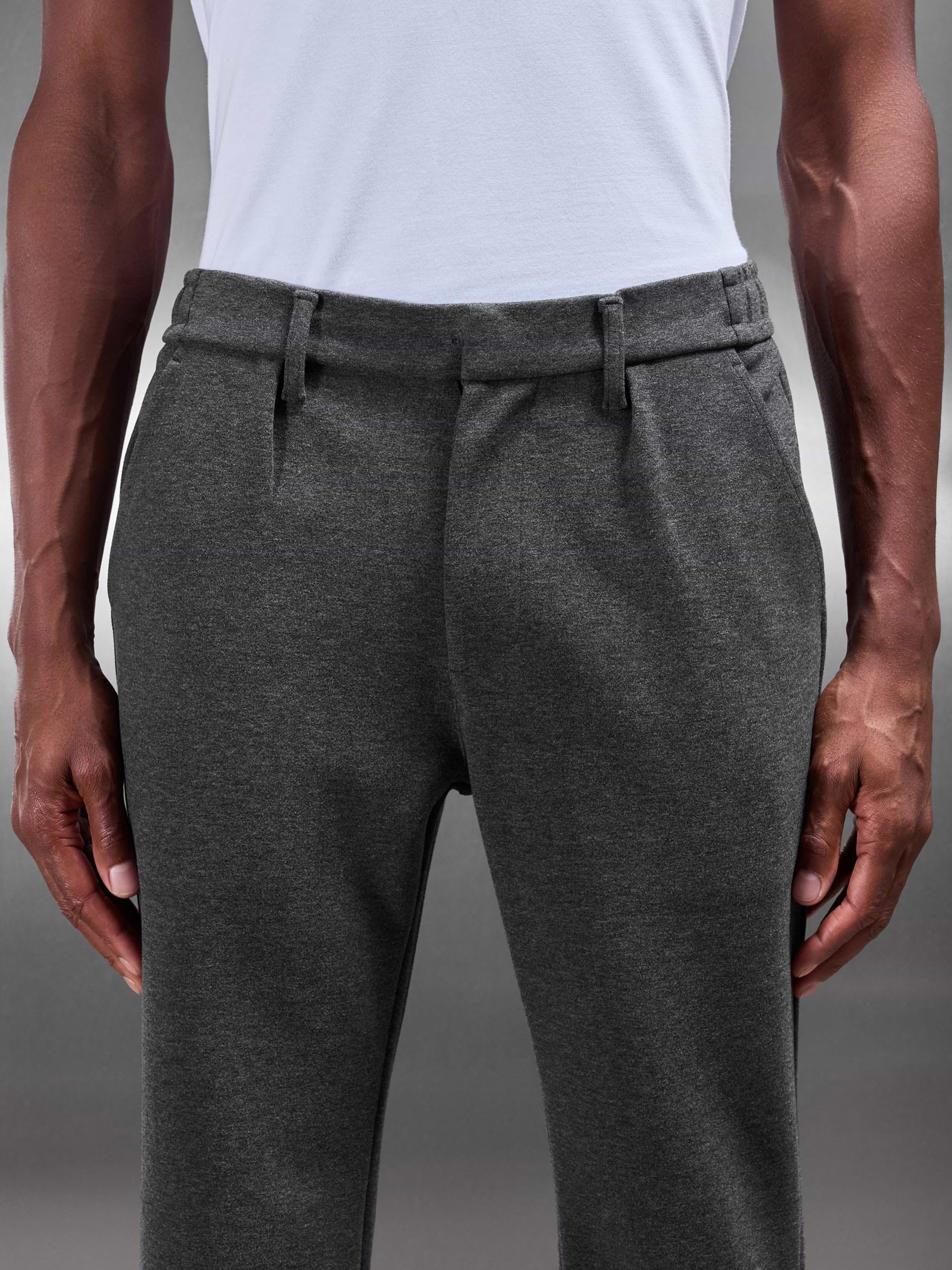 Knitted Tailored Jogger in Grey