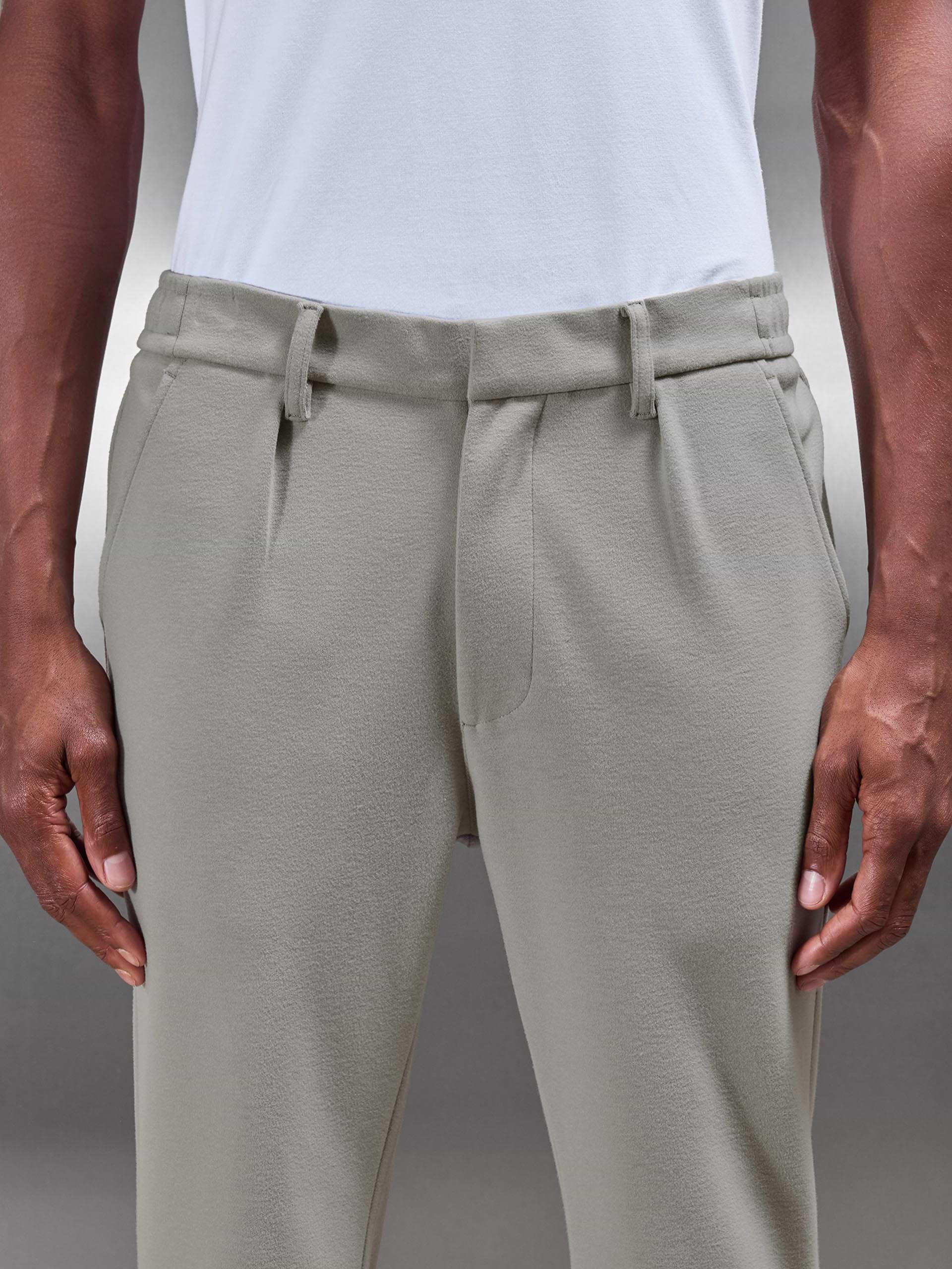 Knitted Tailored Jogger in Stone