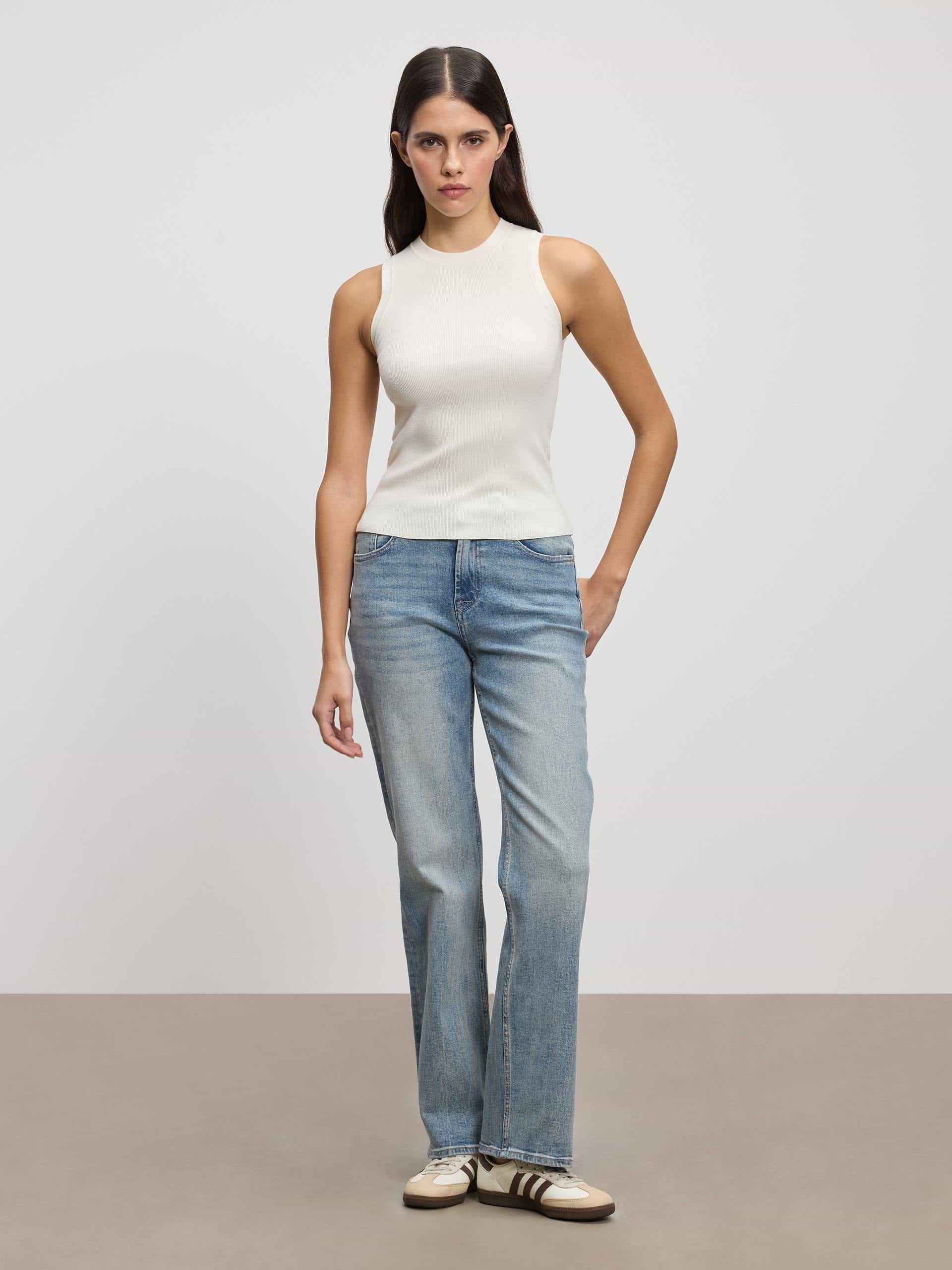 Womens Knitted Vest in White