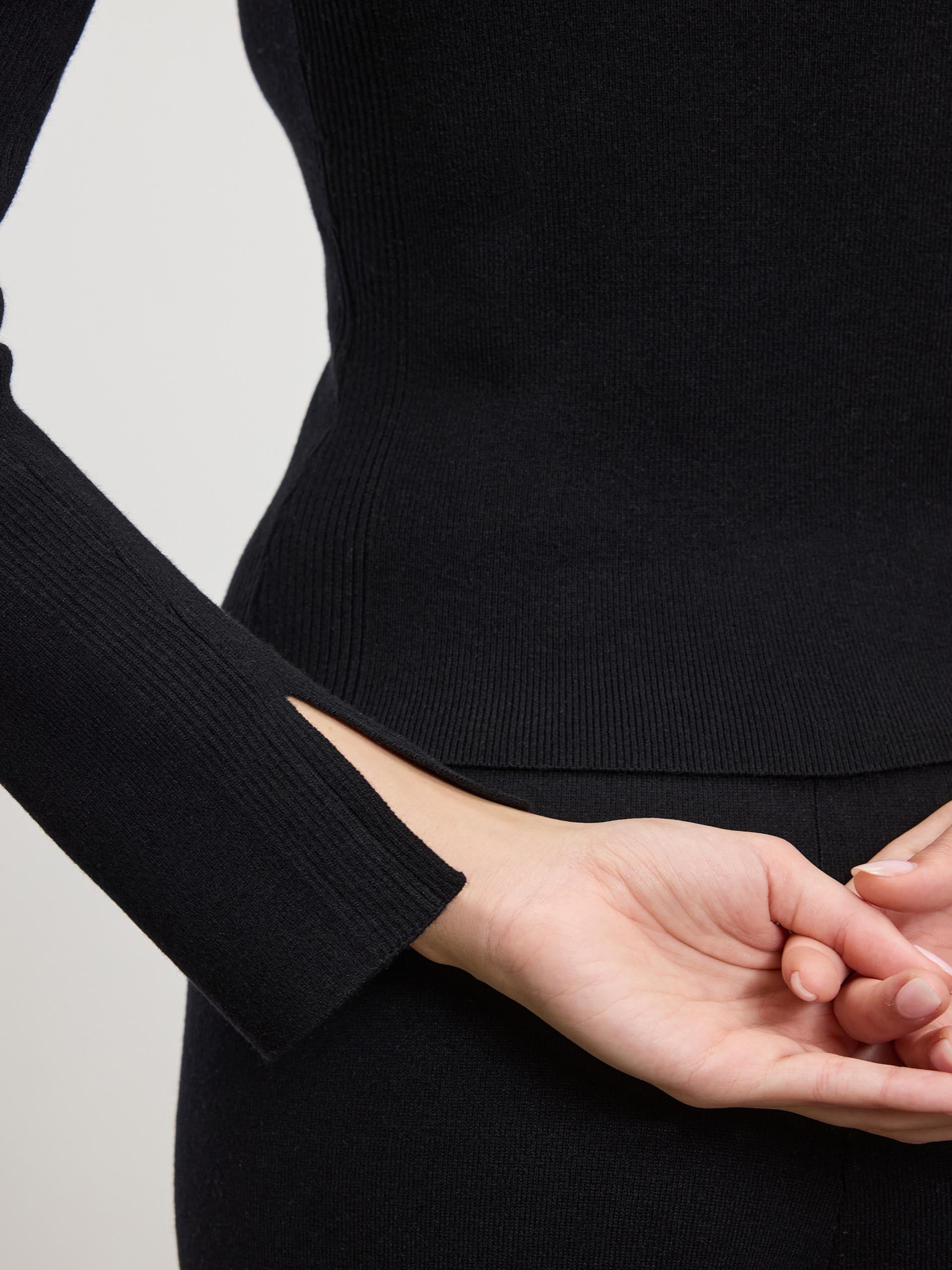 Womens Light Knit Polo Shirt in Black