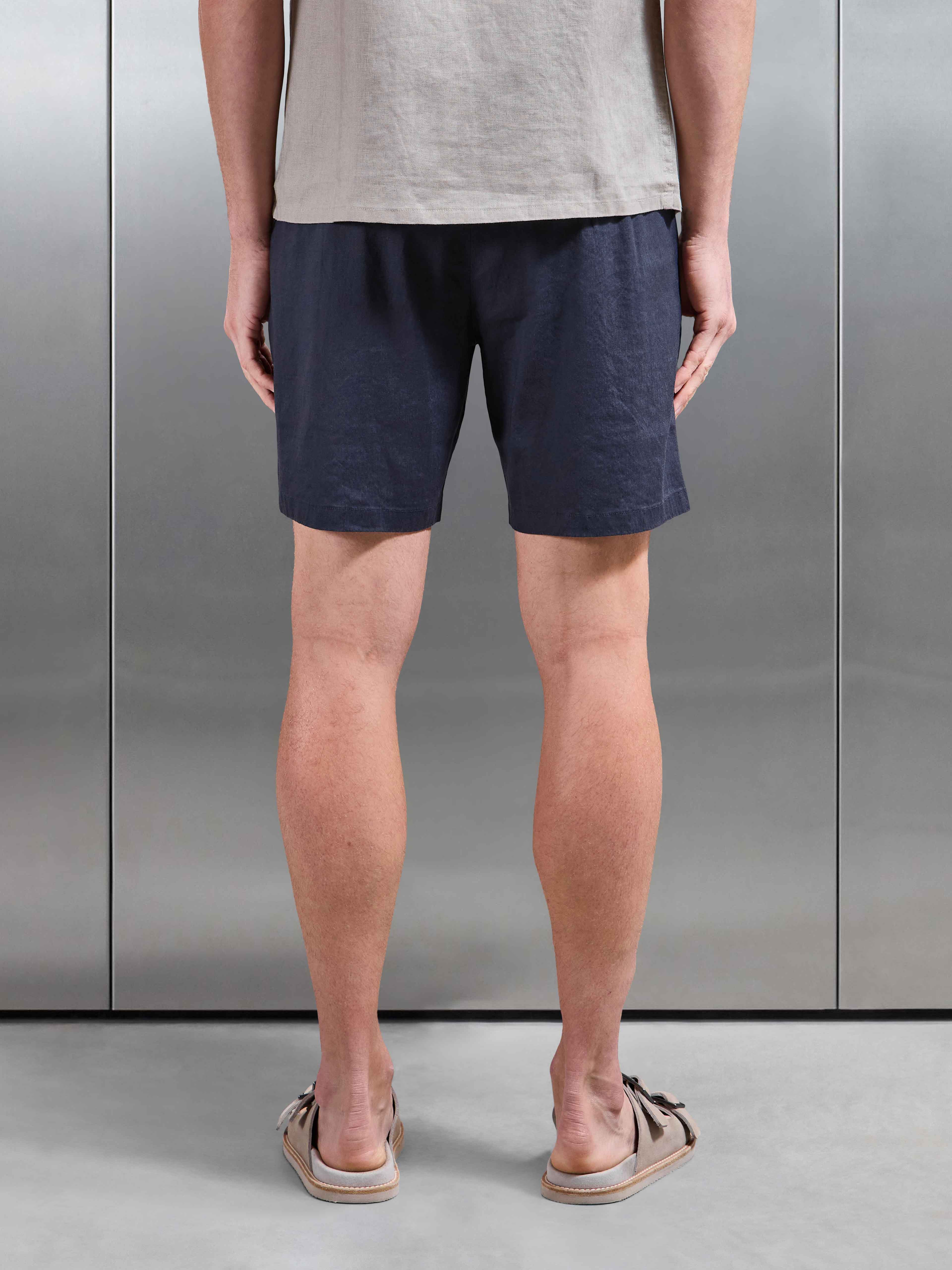 Linen Drawstring Short in Navy