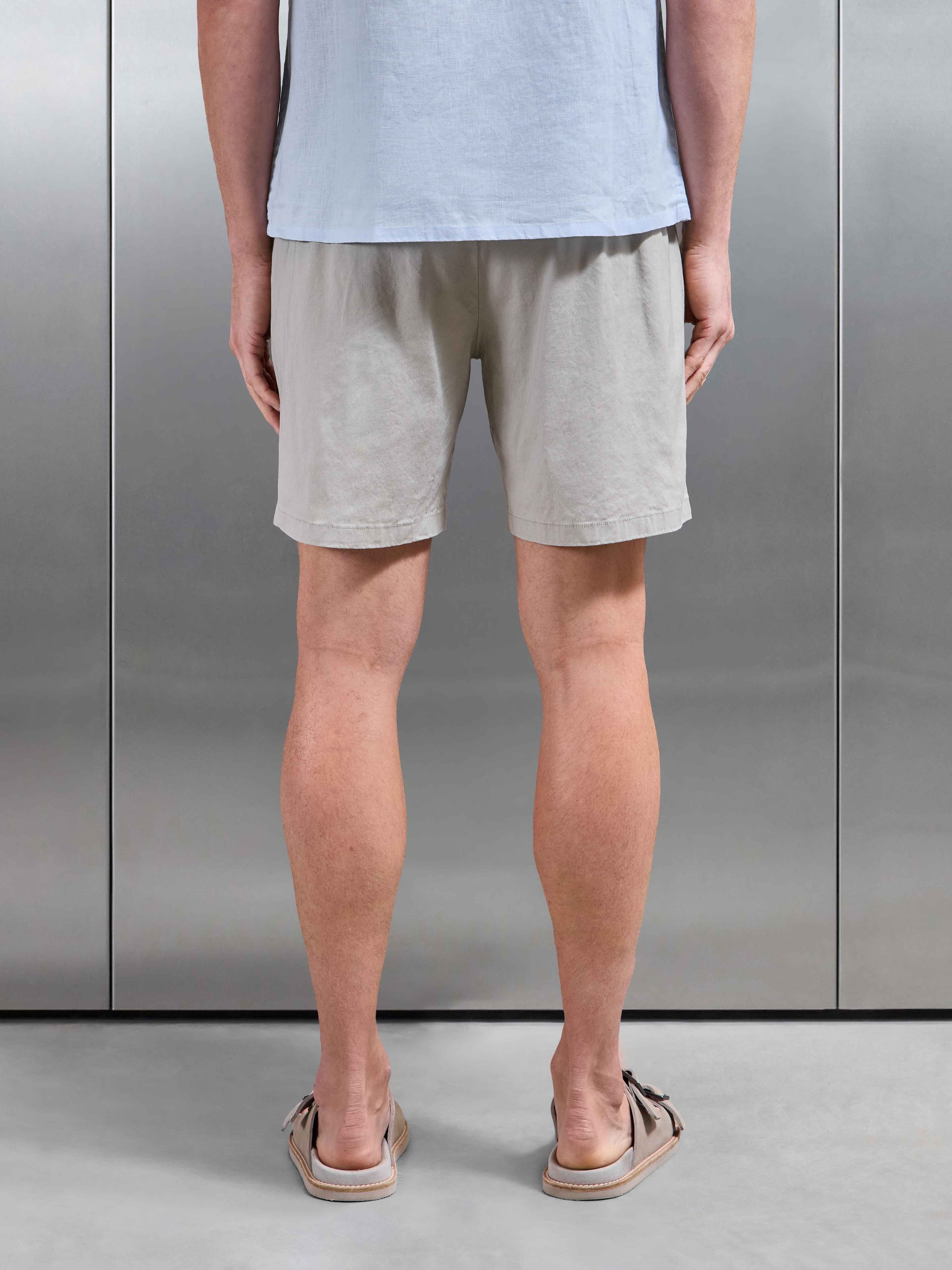 Linen Drawstring Short in Stone