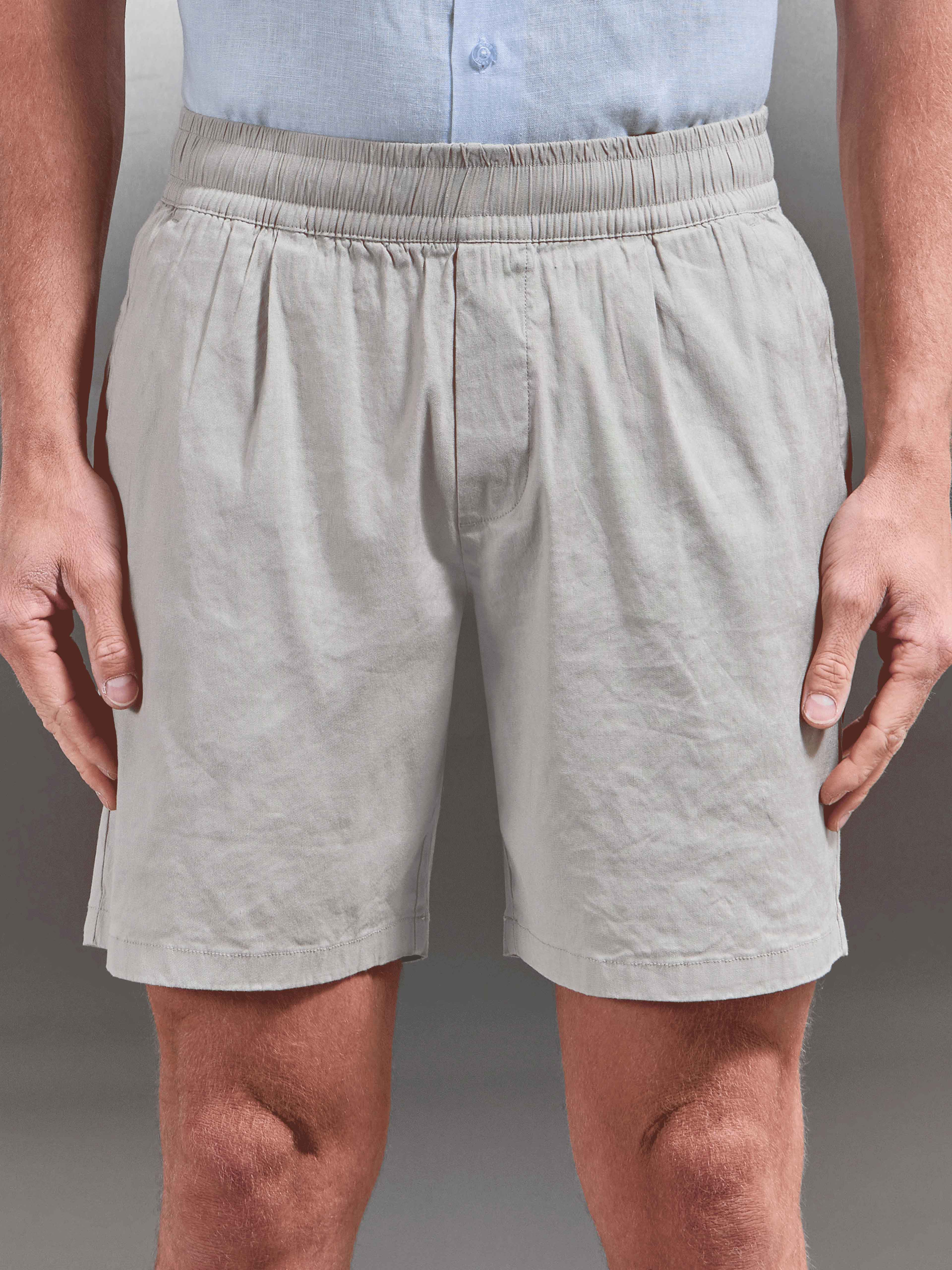 Linen Drawstring Short in Stone