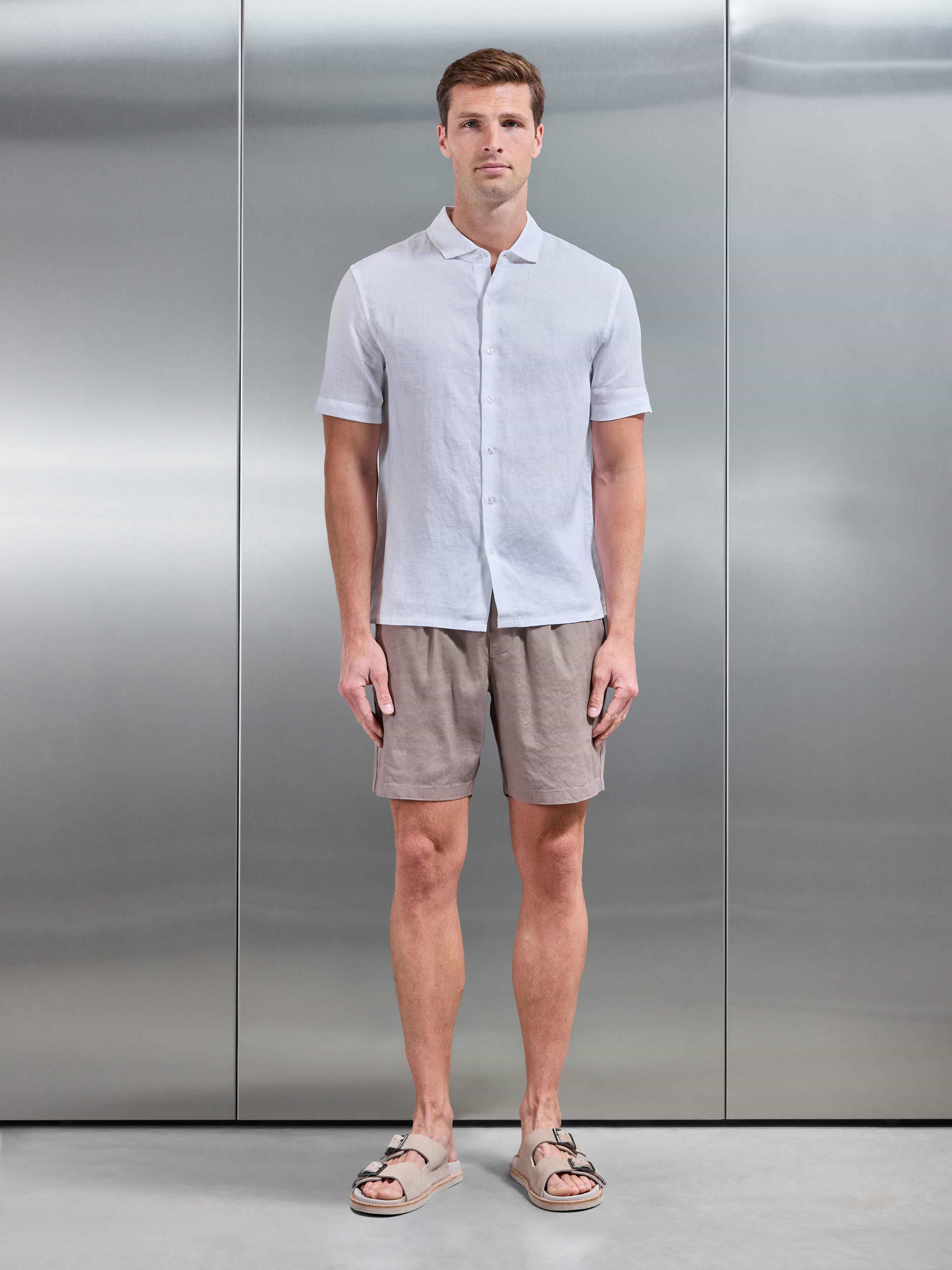 Linen Drawstring Short in Taupe