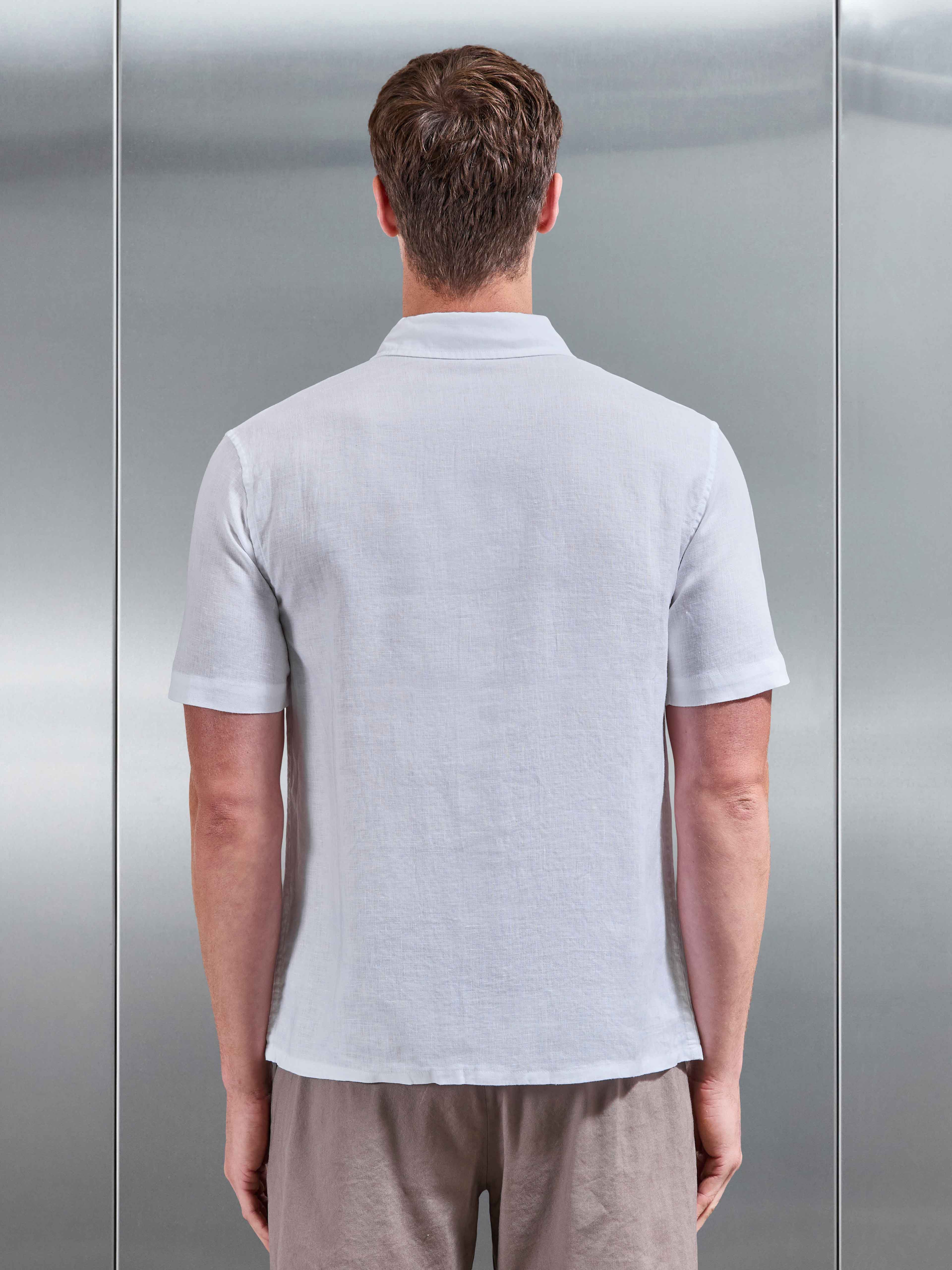 Linen Short Sleeve Cutaway Collar Shirt in White