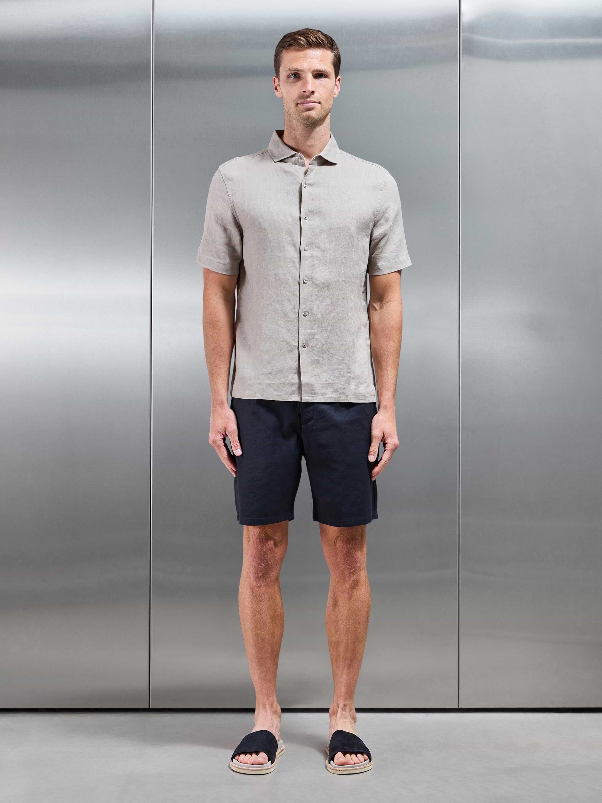 Linen Tailored Short in Navy