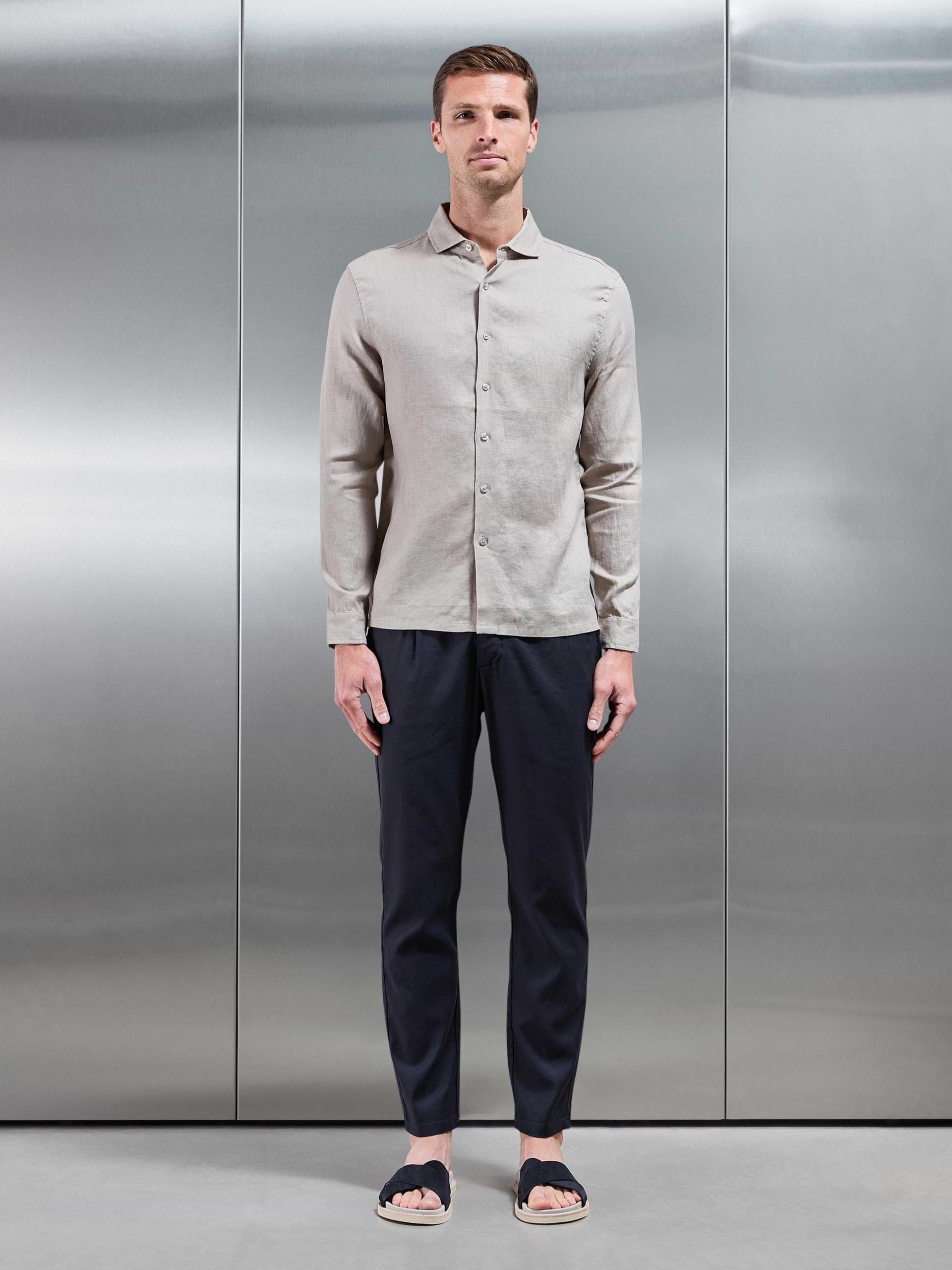 Linen Tailored Trouser in Navy