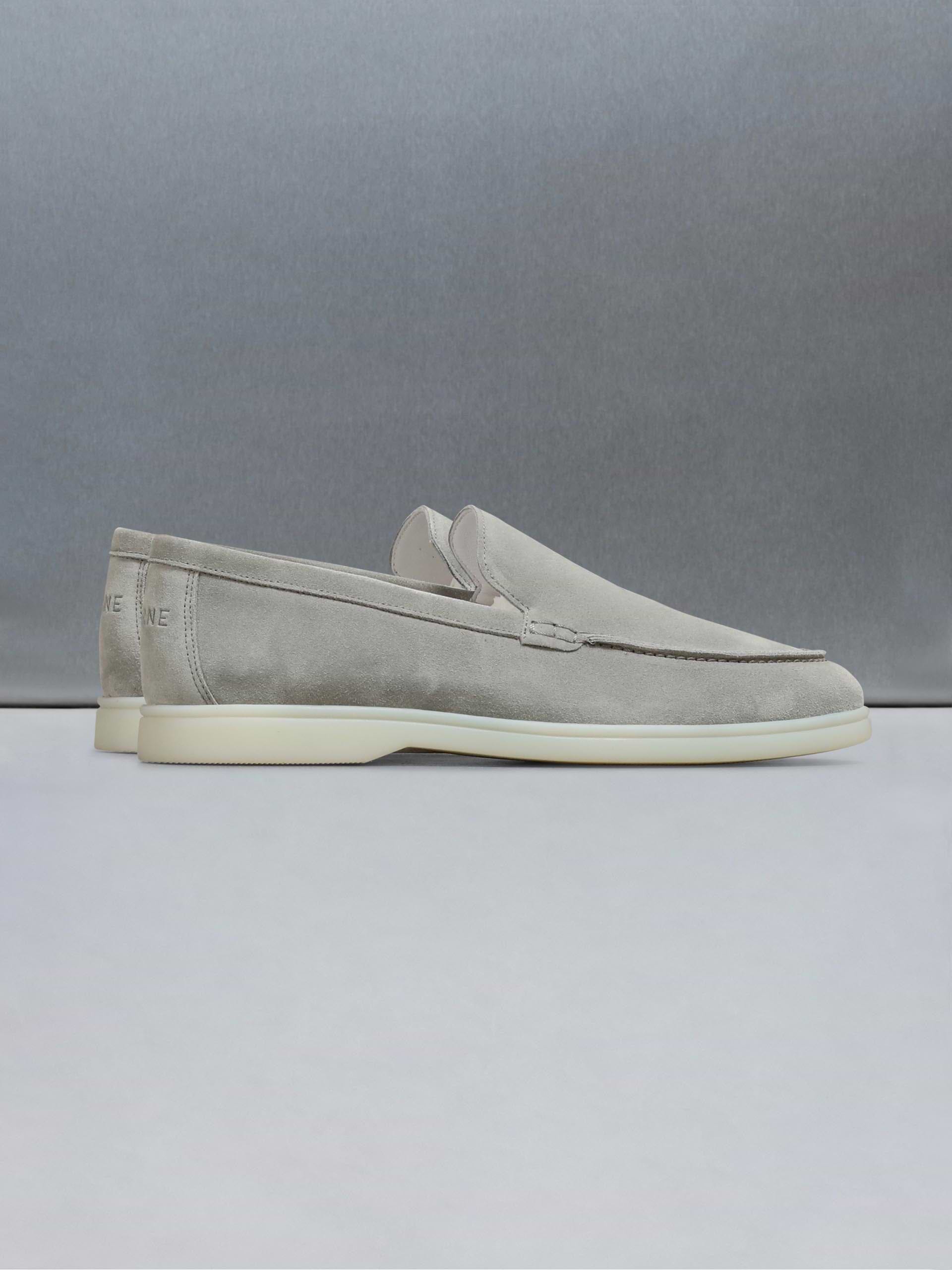 Suede Low Loafer in Grey