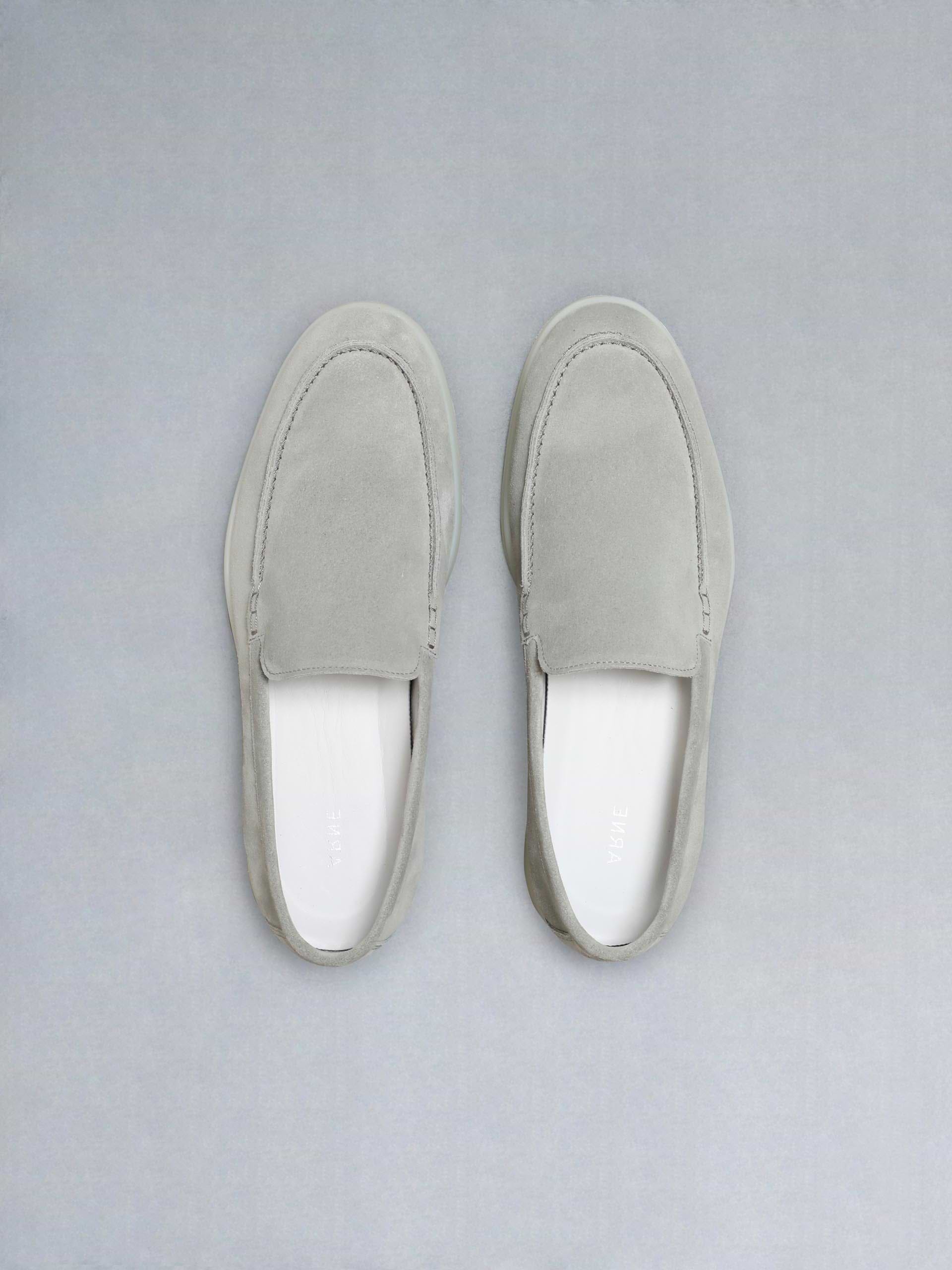 Suede Low Loafer in Grey