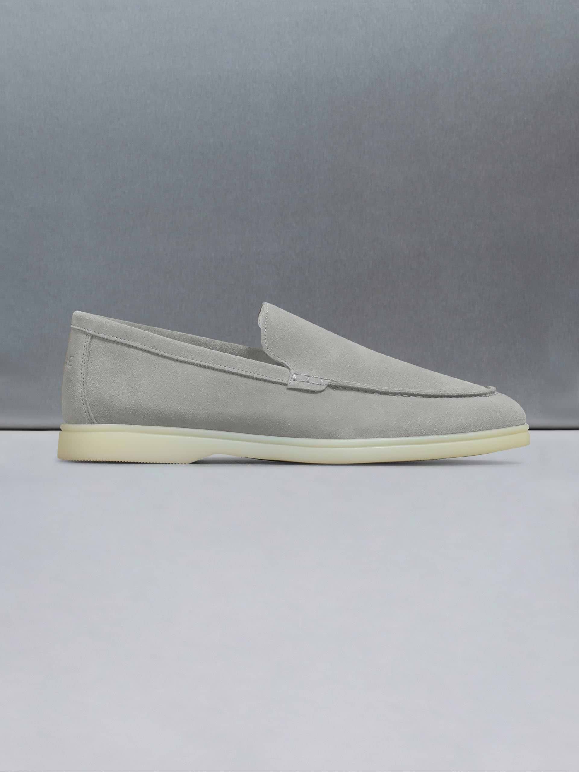 Suede Low Loafer in Grey