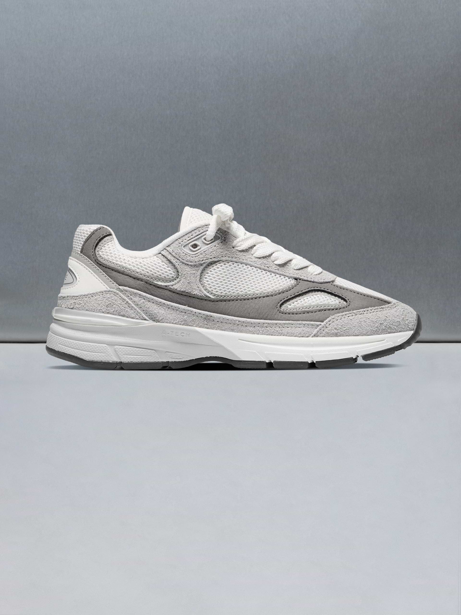 A-Tech 18 in White Grey