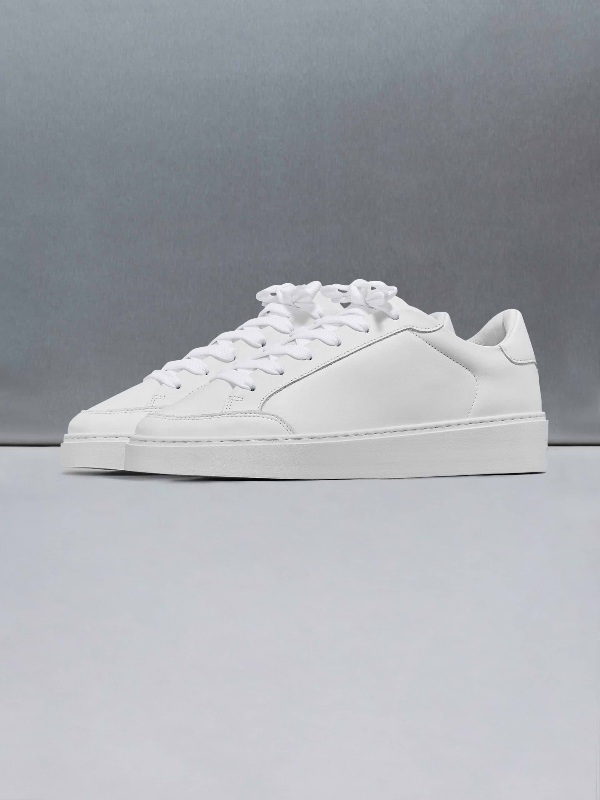 Mid Court Trainer 2.0 in White