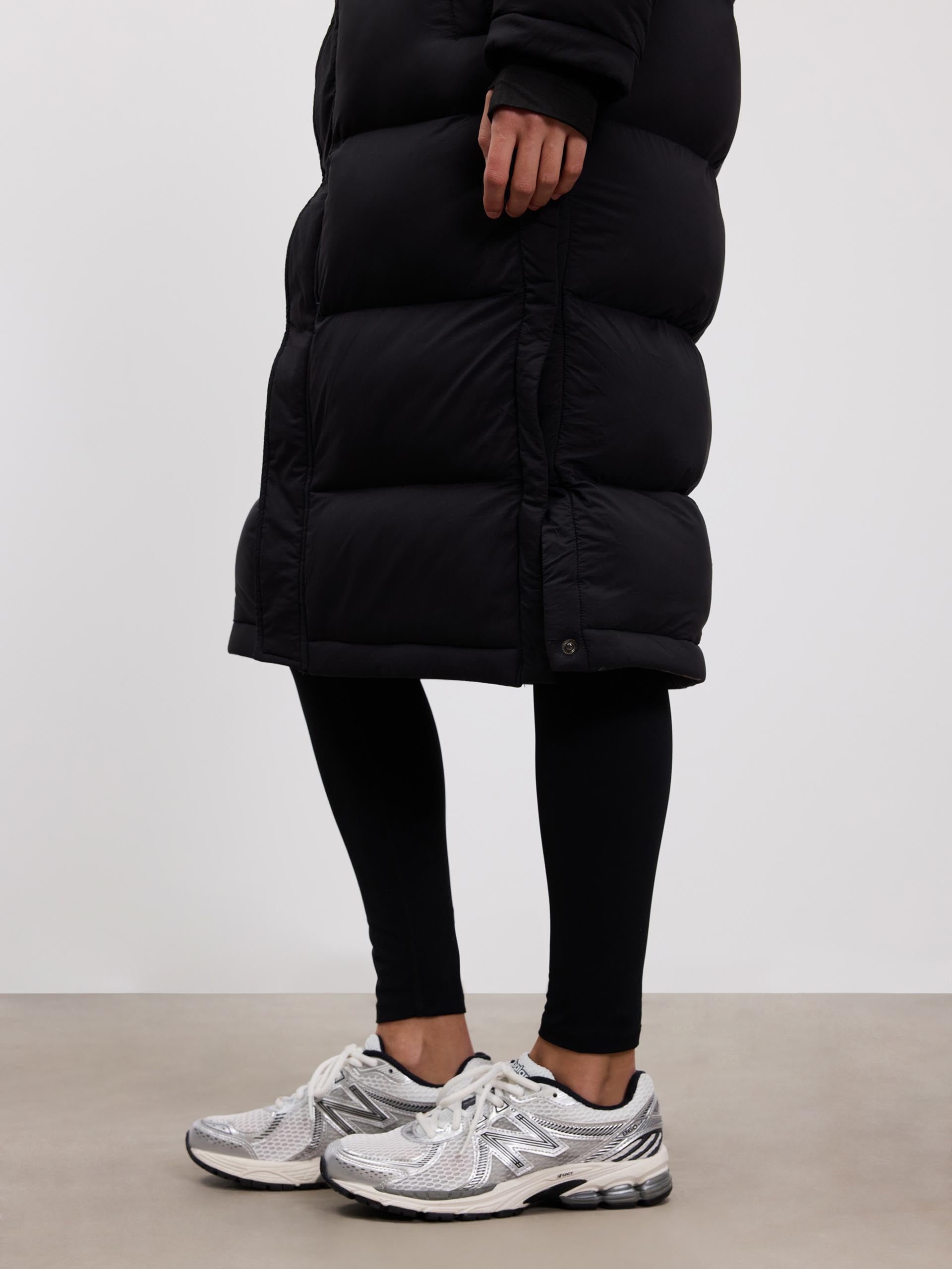 Womens Mid Length Puffer Jacket in Black