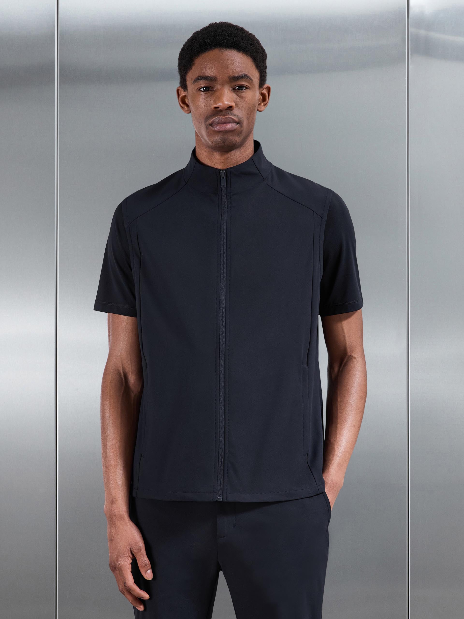 Mens 24 Hour Gilet in Navy