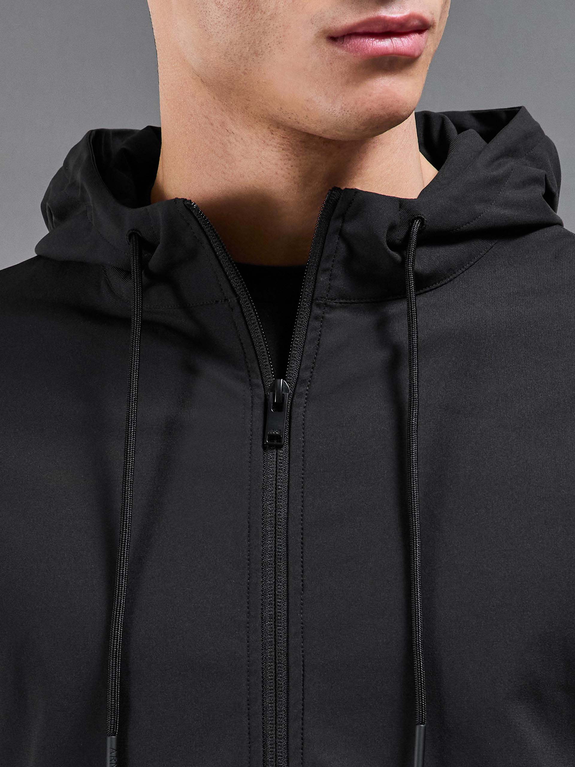 Mens 24 Hour Windbreaker in Black