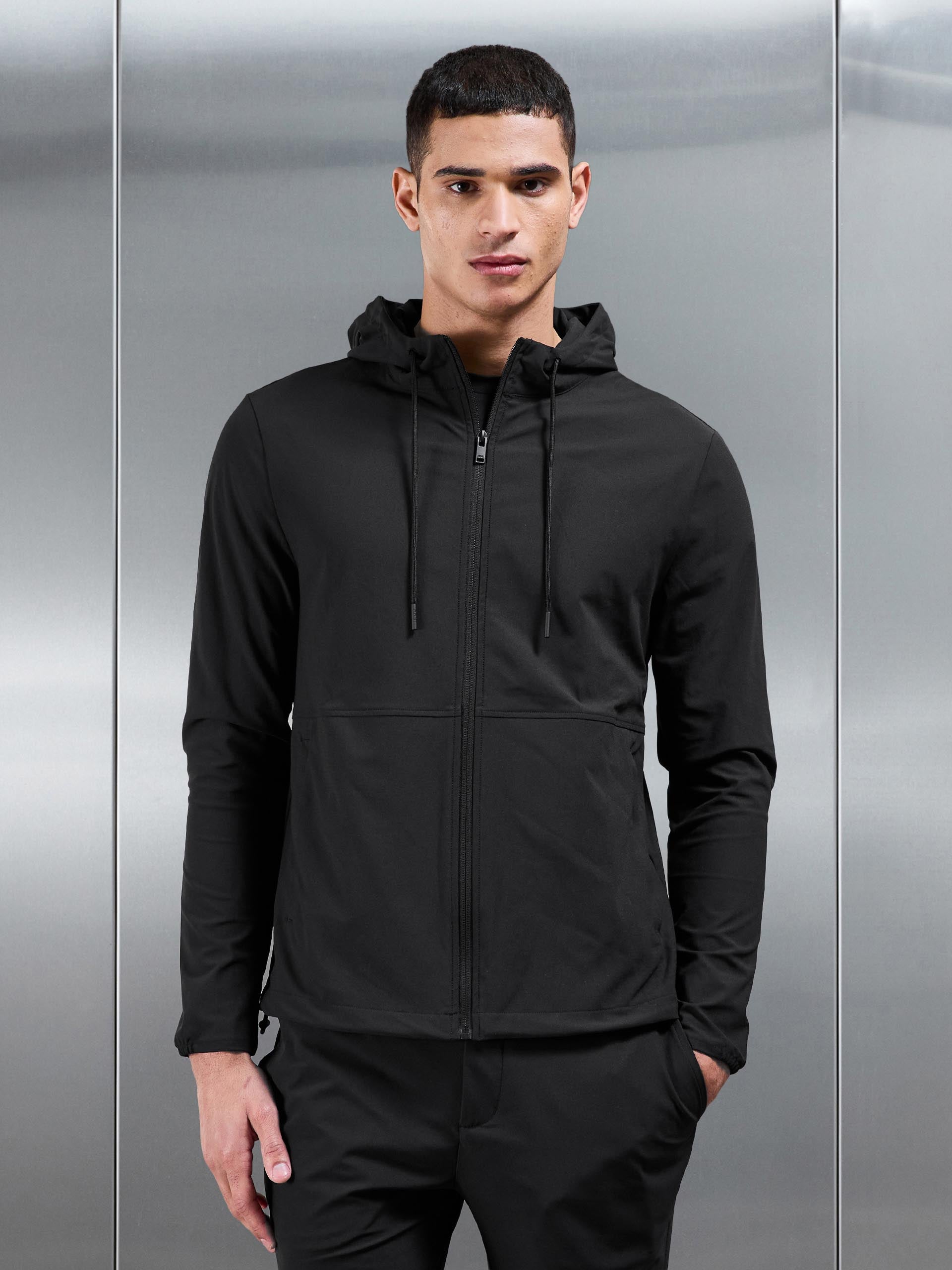 Mens 24 Hour Windbreaker in Black