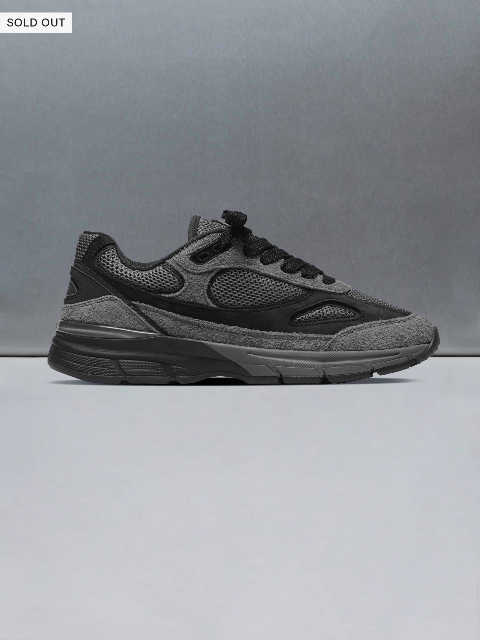A- Tech 18 in Charcoal Black