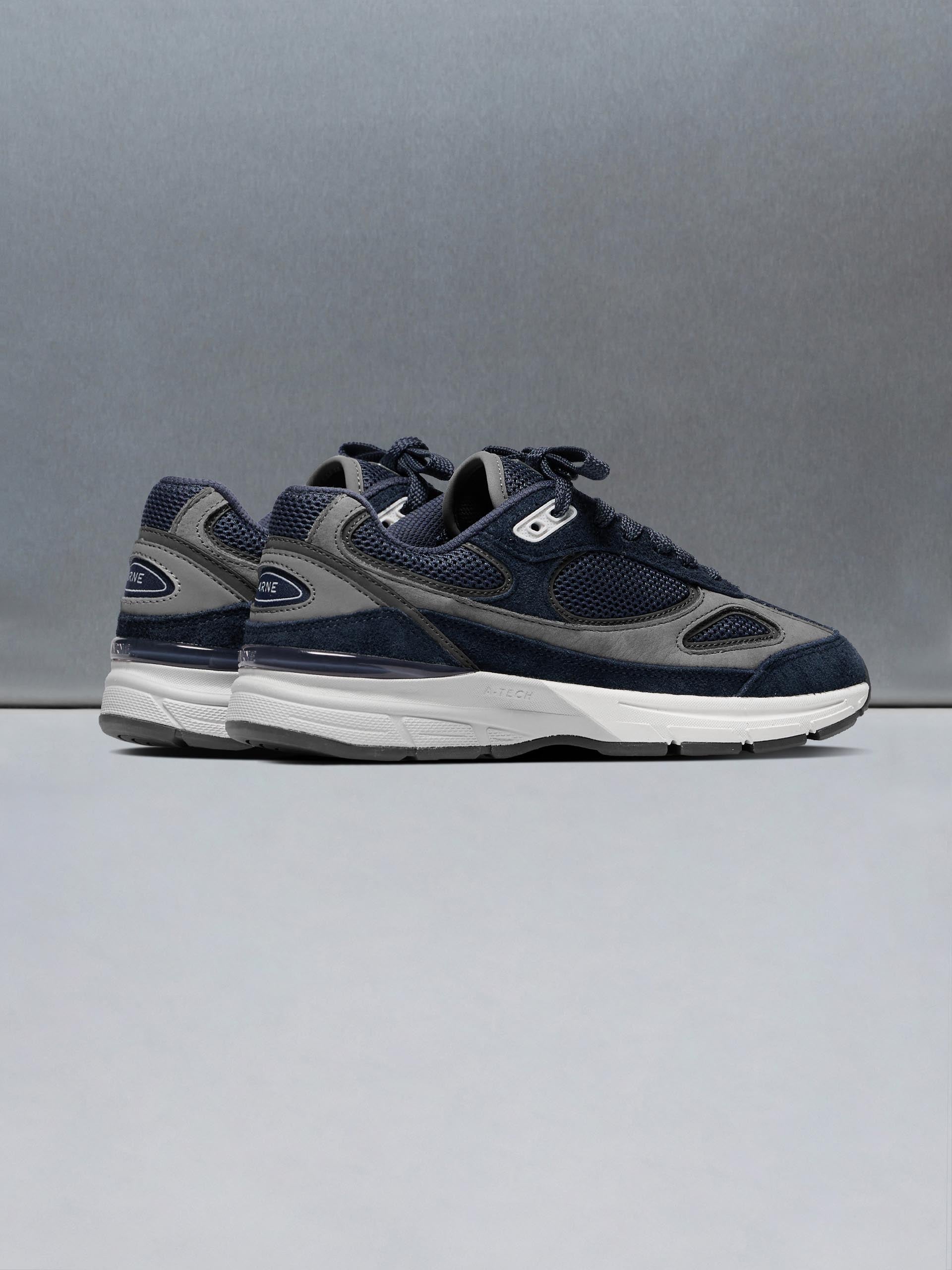 Mens A-Tech 18 in Navy