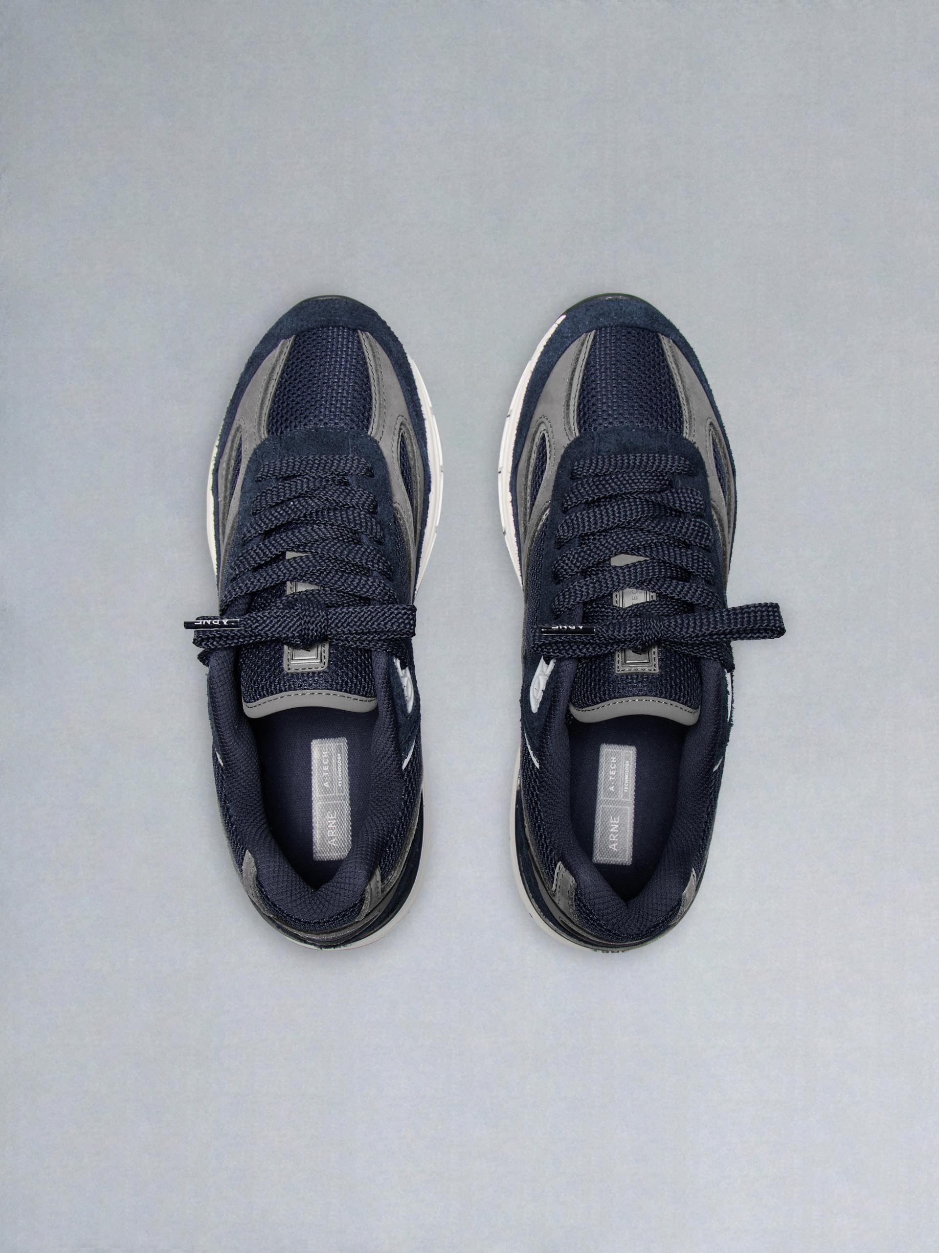 Mens A-Tech 18 in Navy