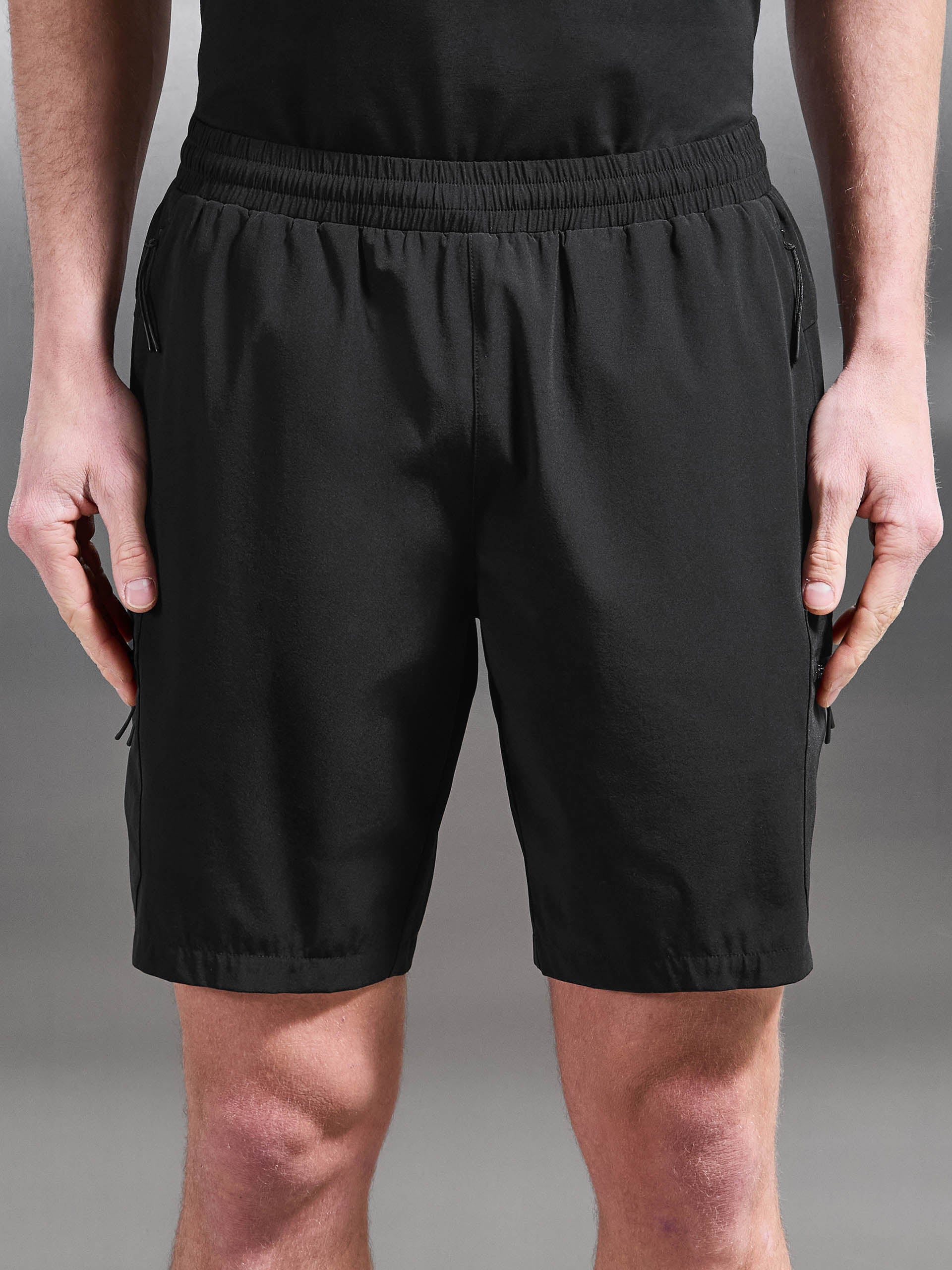 Mens Active Cargo Short in Black