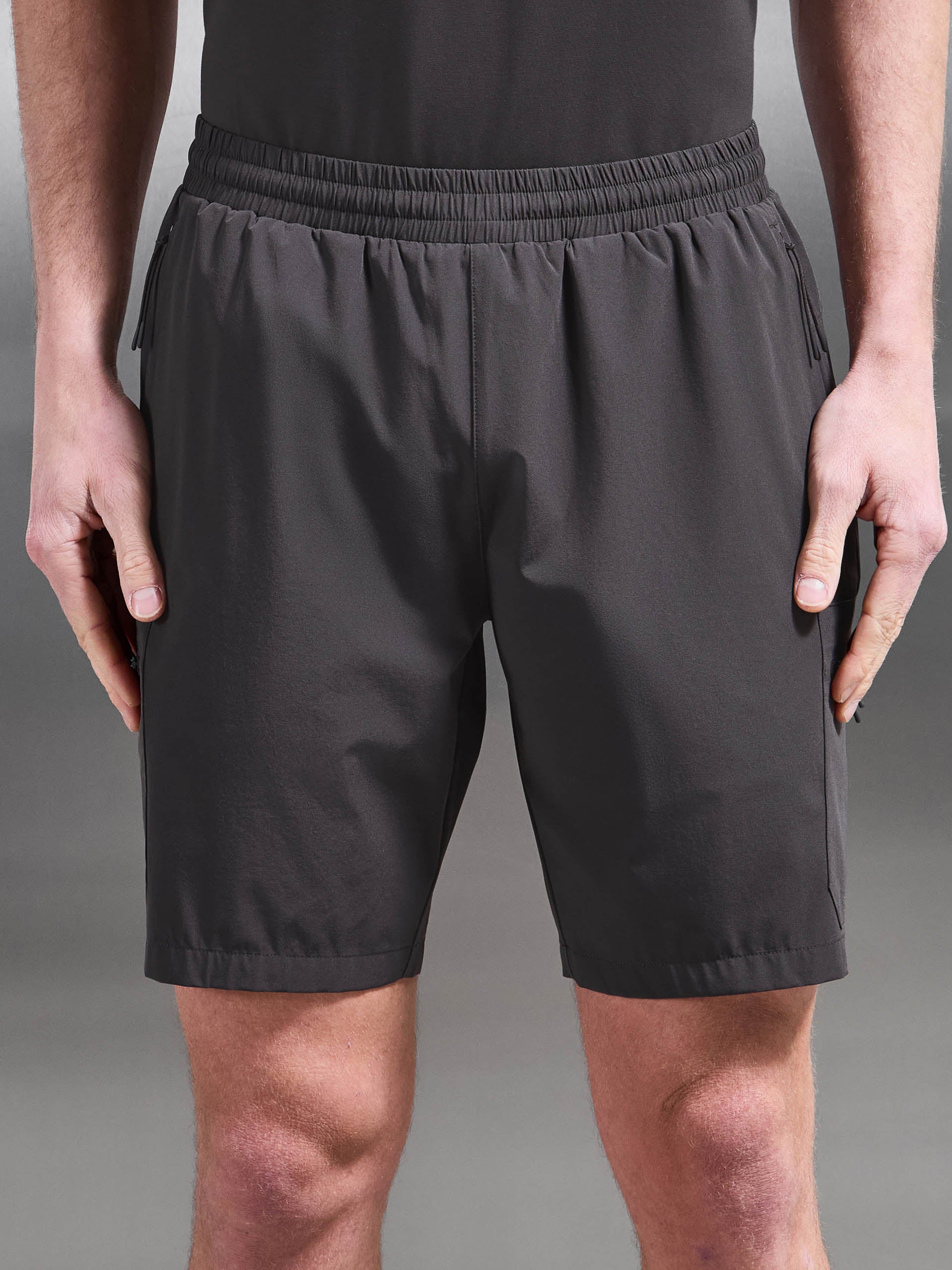 Mens Active Cargo Short in Grey