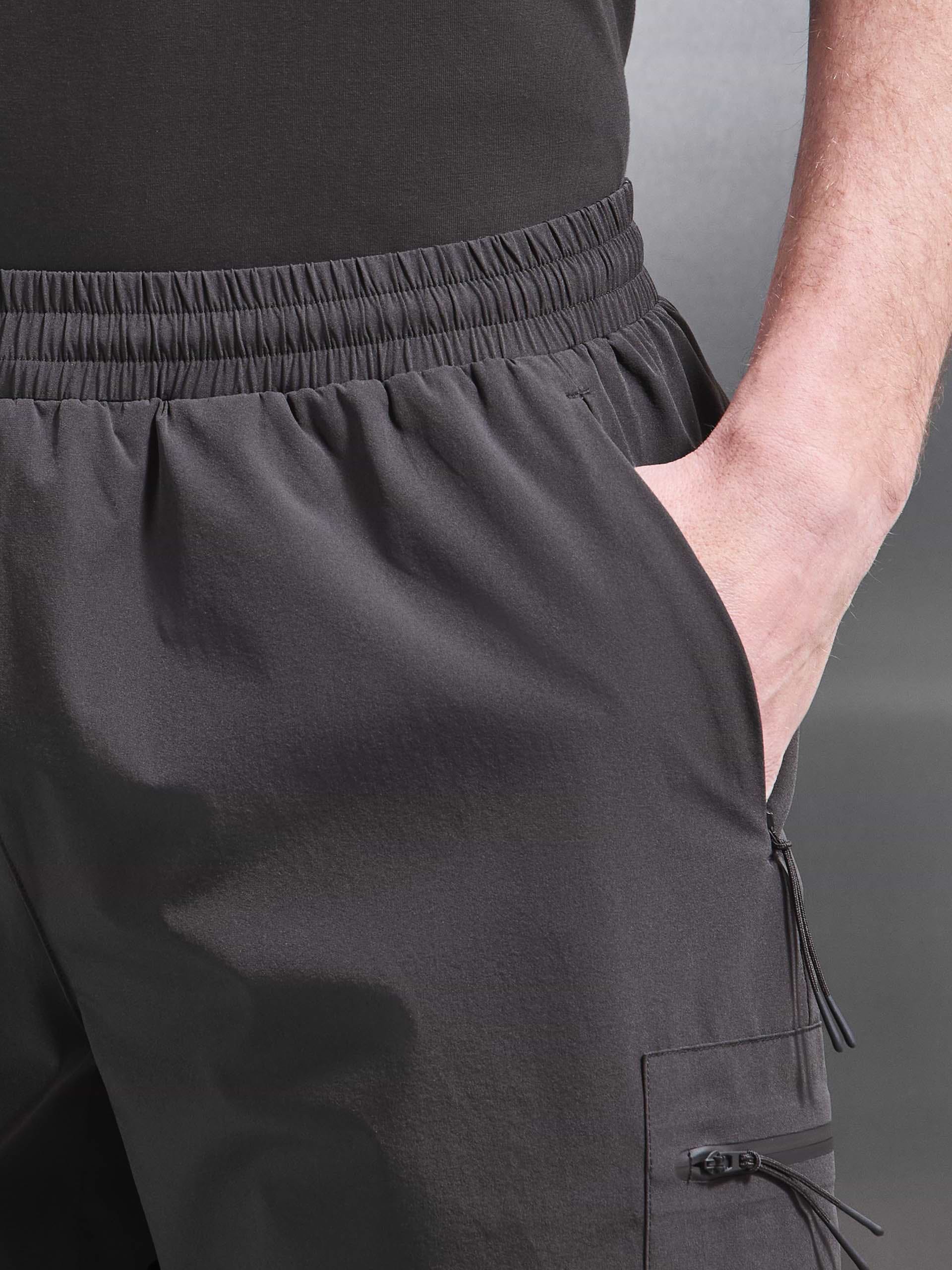 Active Cargo Short in Grey